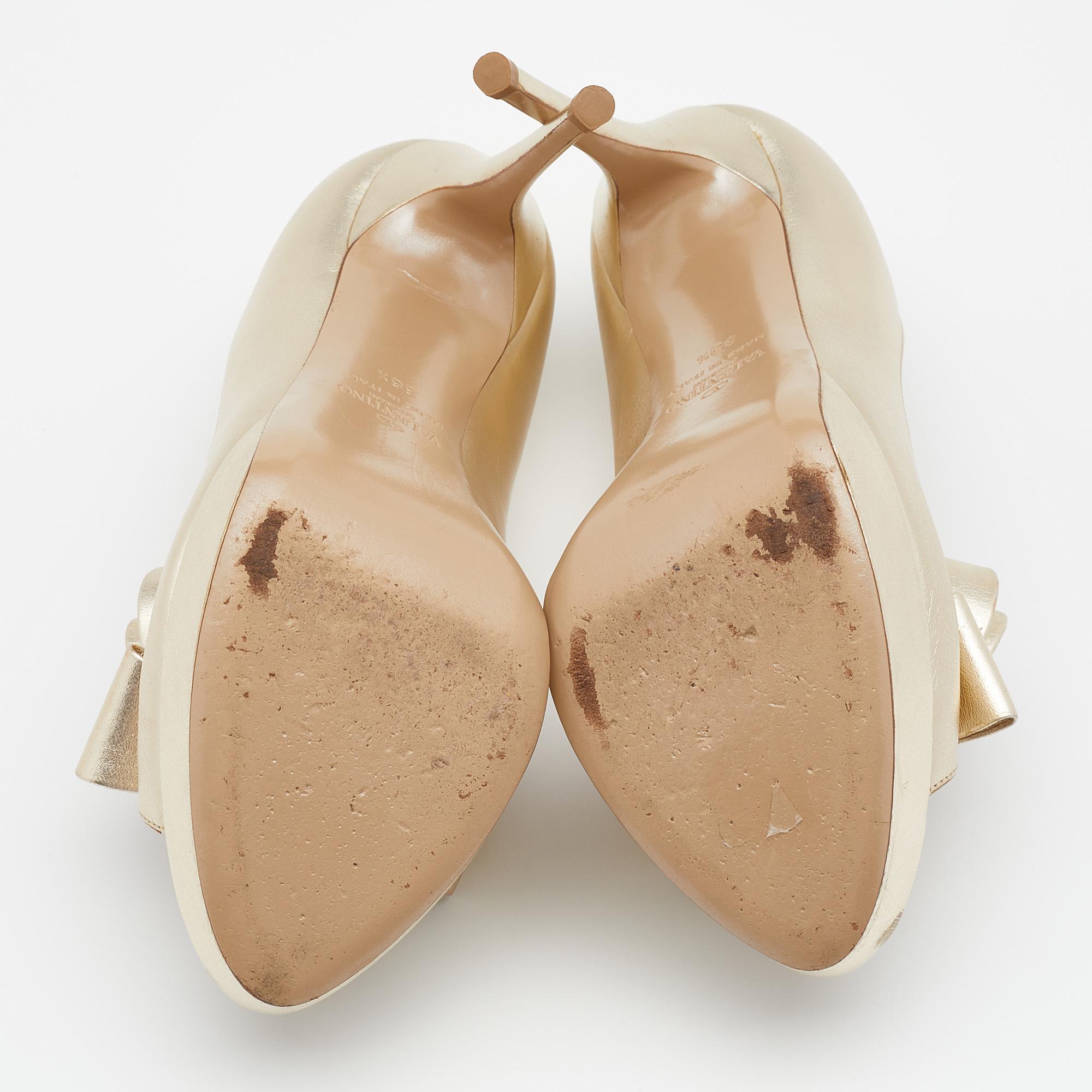 Valentino Metallic Gold Leather Bow Peep Toe Platform Pumps Size 36.5 2