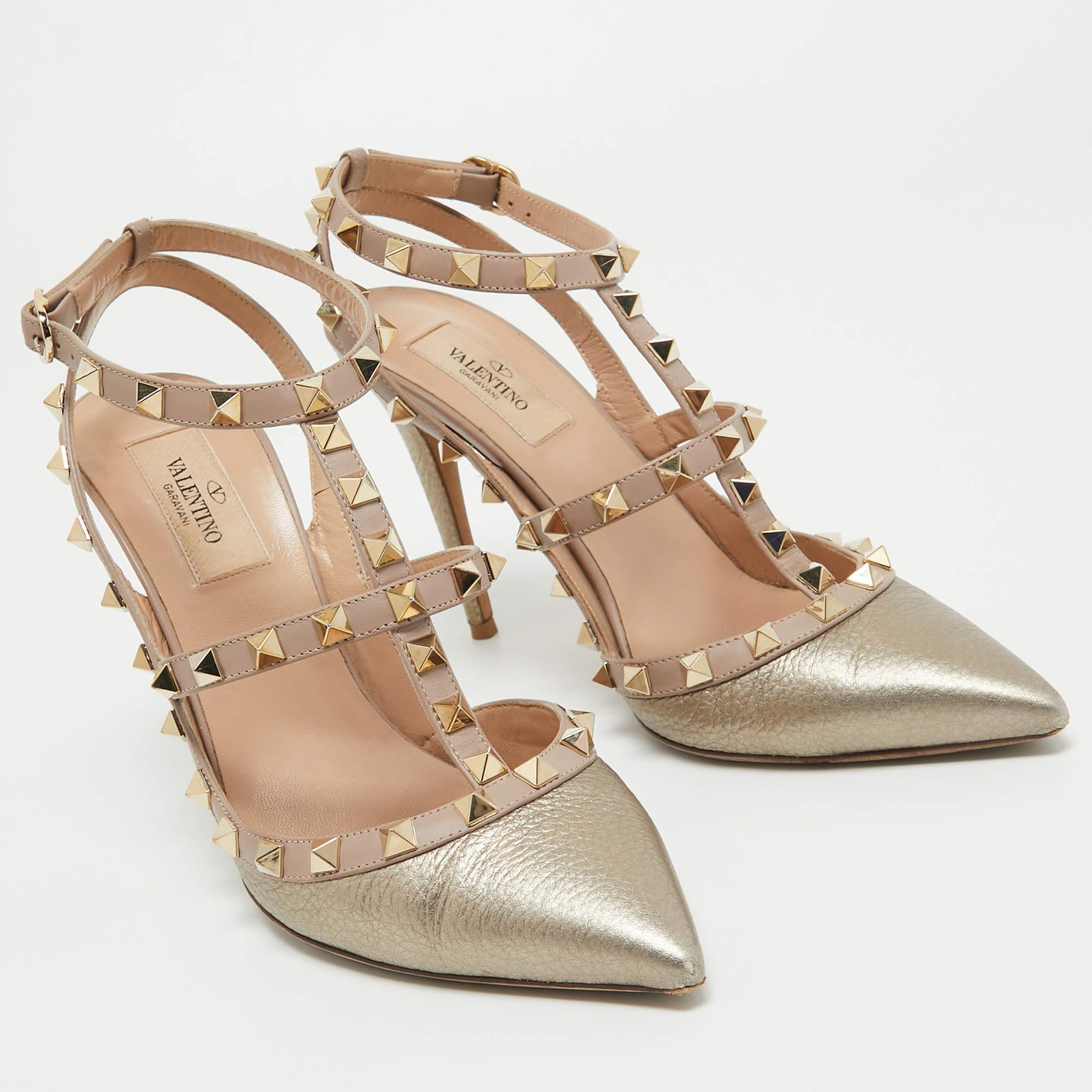 Valentino Metallic Gold Leather Rockstud Ankle Strap Pumps Size 39 For Sale 1