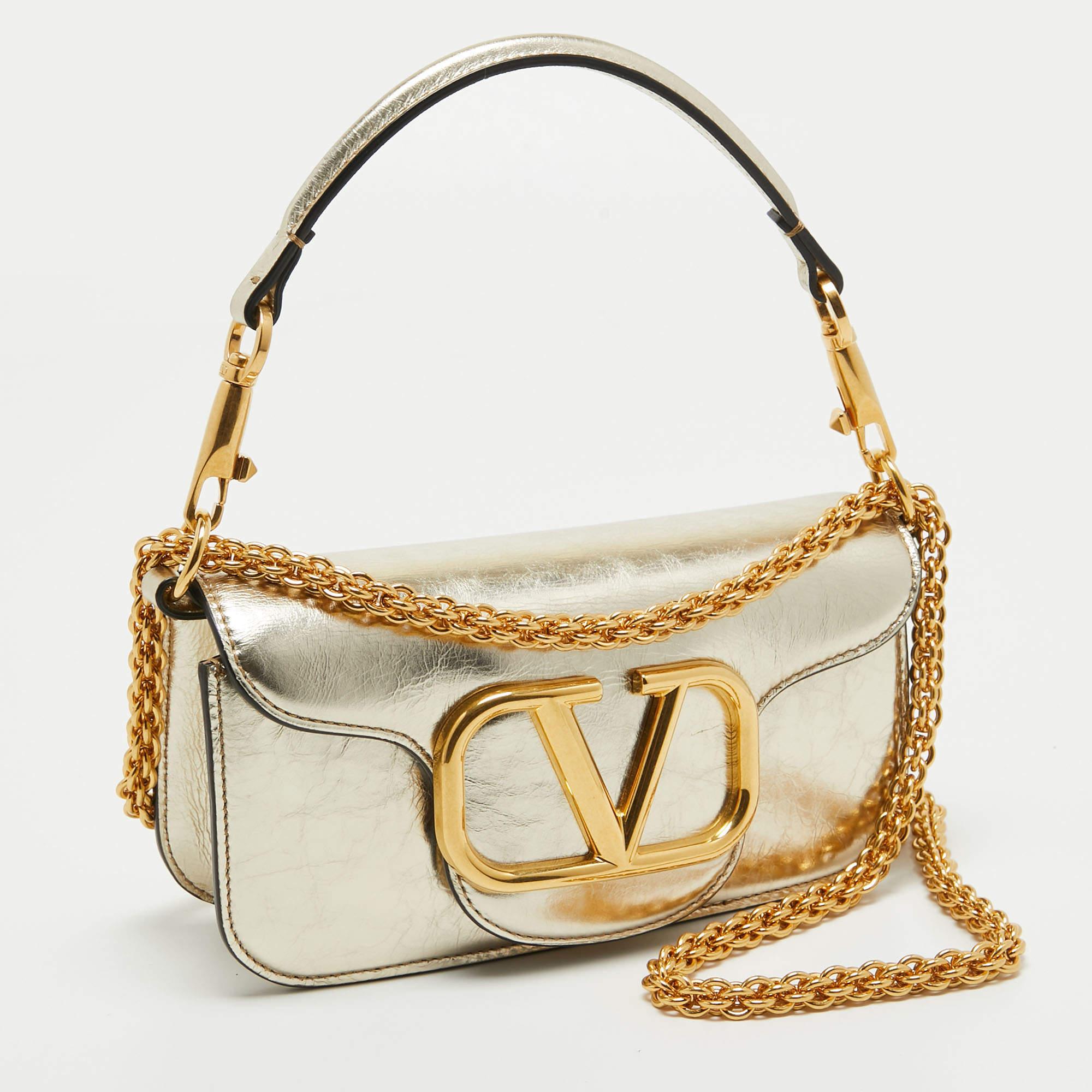 Valentino Metallic Gold Leather Small Loco Shoulder Bag In Excellent Condition For Sale In Dubai, Al Qouz 2