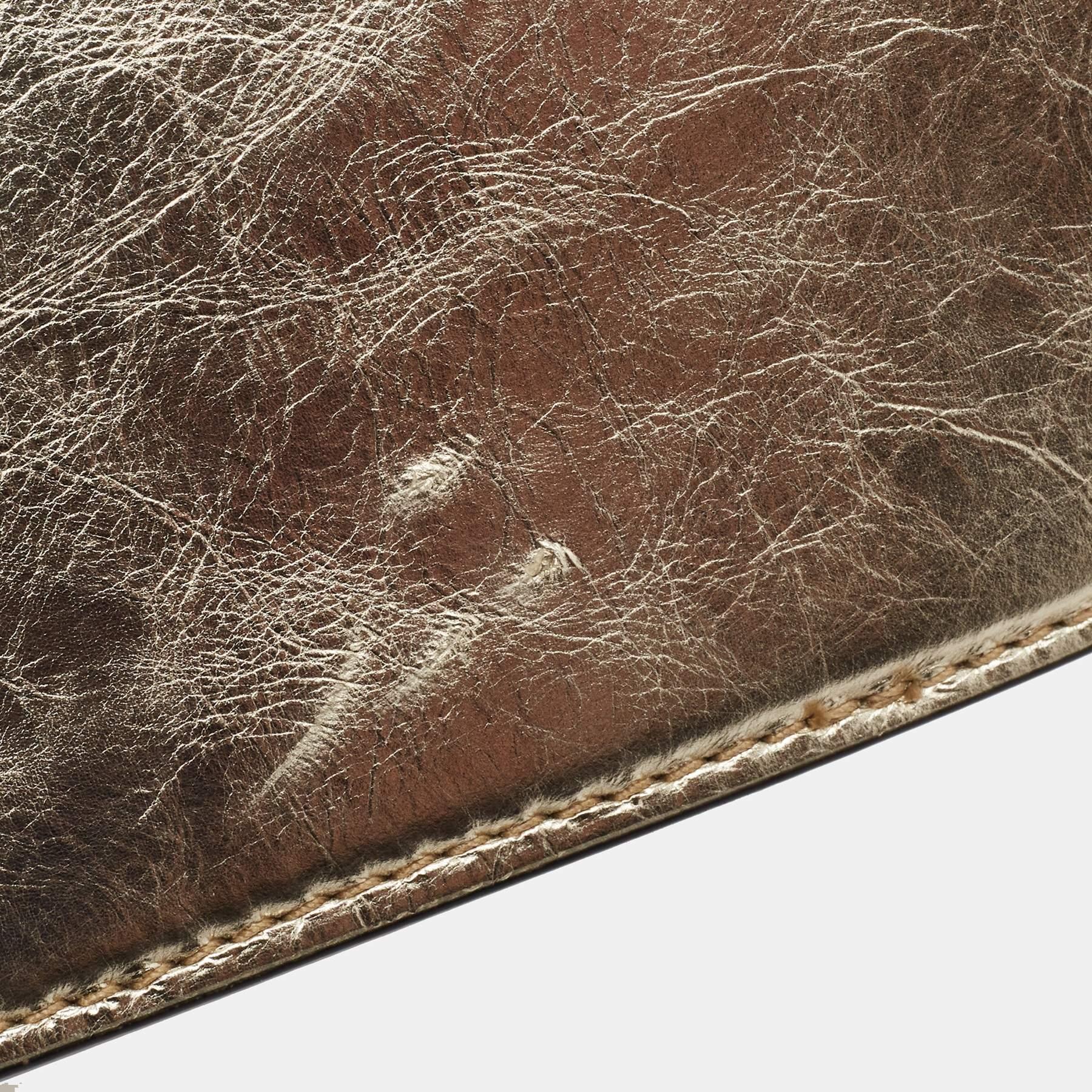Bolso Loco Pequeño de Piel Dorada Metalizada Valentino 2