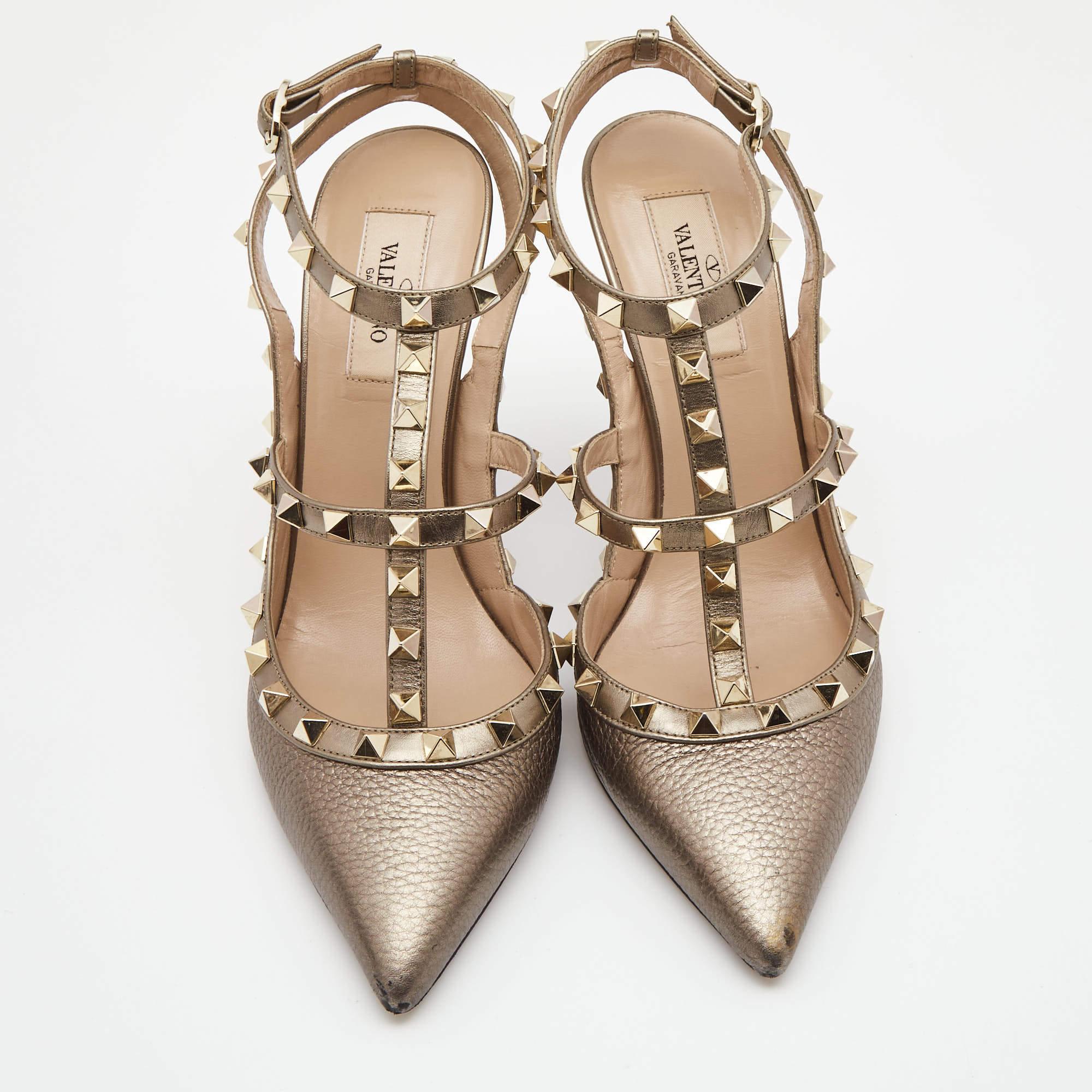 Exhibit an elegant style with this pair of pumps. These elegant shoes are crafted from quality materials. They are set on durable soles and sleek heels.

Includes: Original Dustbag, Original Box, Extra Heel Tips, Extra Embellishments
