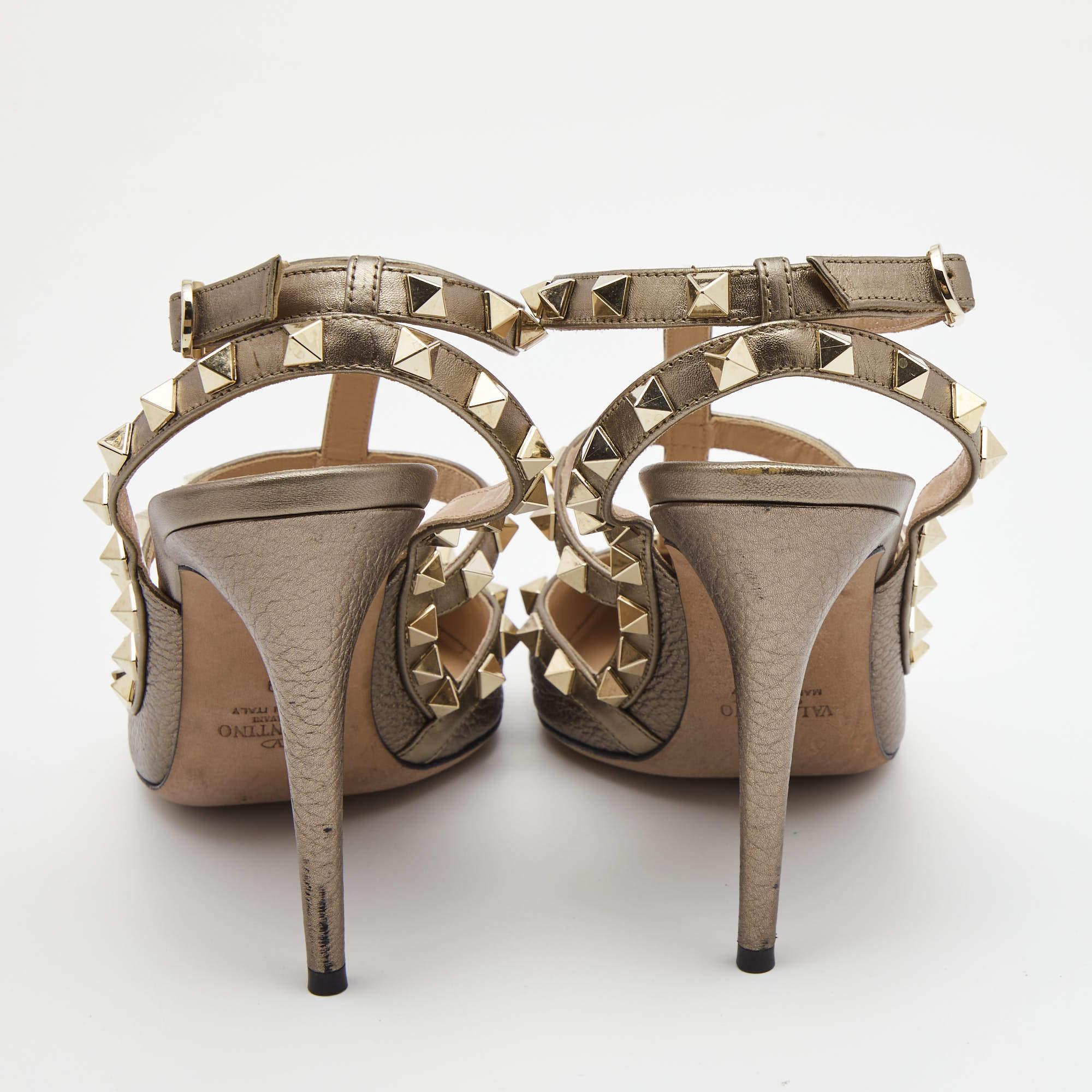 Valentino Metallic Grey Leather Rockstud Ankle Strap Pumps Size 39 In Good Condition In Dubai, Al Qouz 2