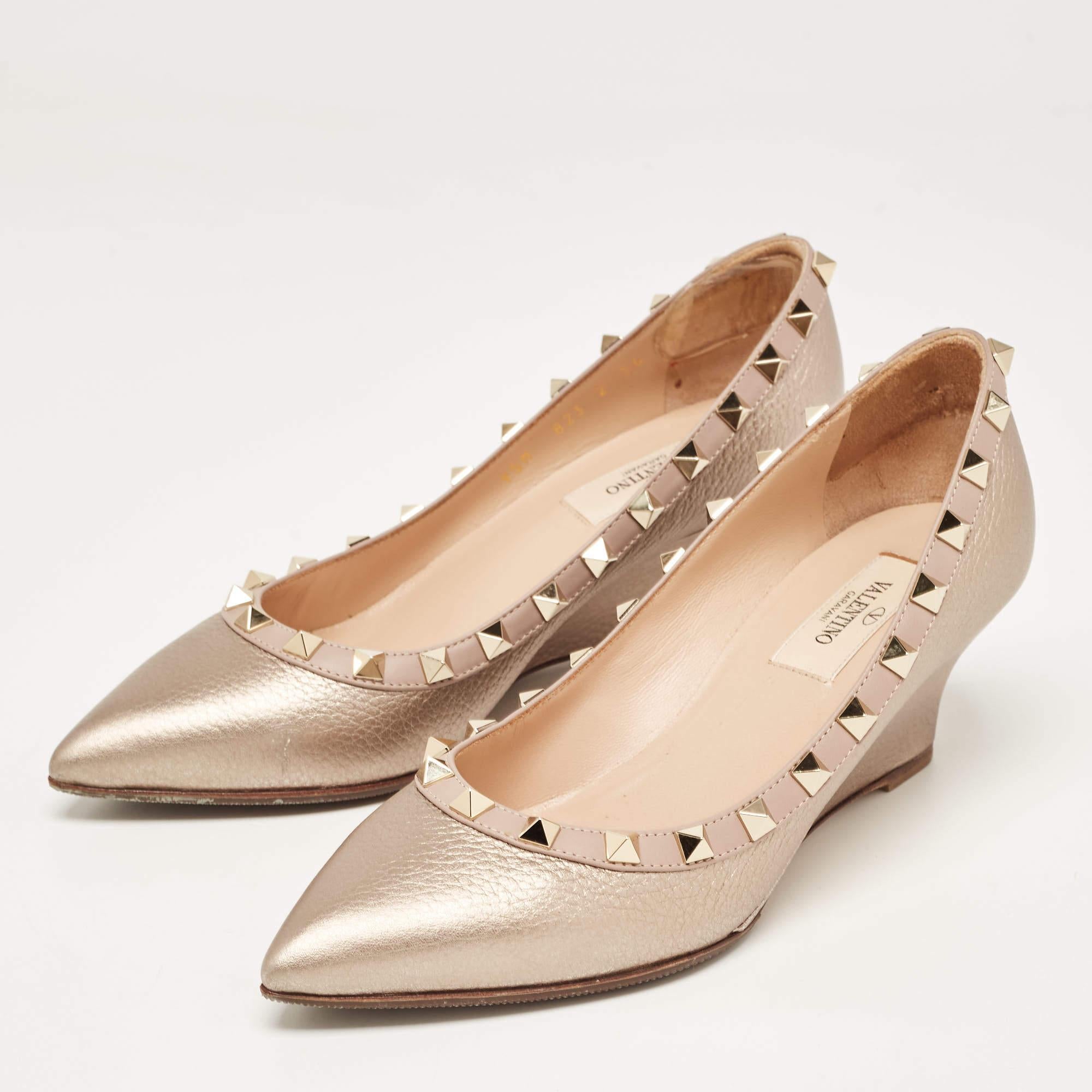 Valentino Metallic Leather Rockstud Pointed Toe Pumps Size 36 For Sale 7
