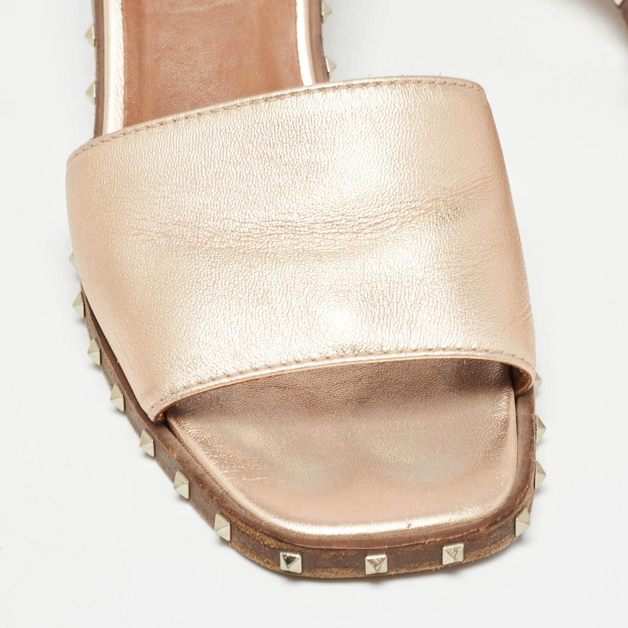 Valentino Metallic Rose Leather Rockstud Slides Size 35 2