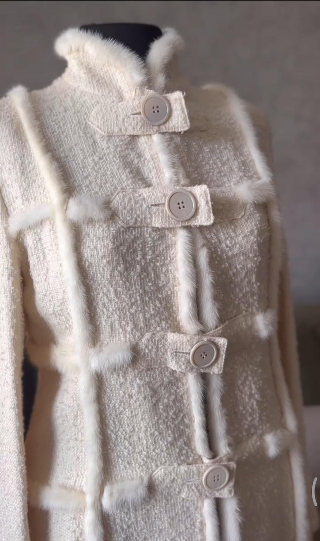 Valentino mink coat For Sale 7