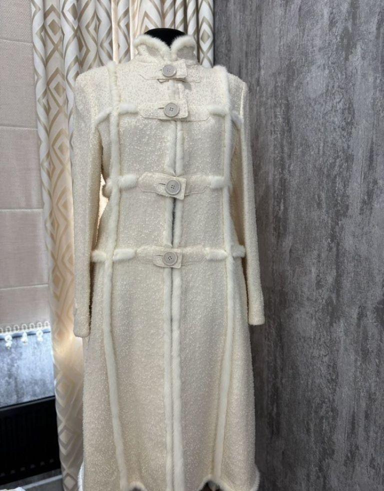 Women's or Men's Valentino mink coat For Sale