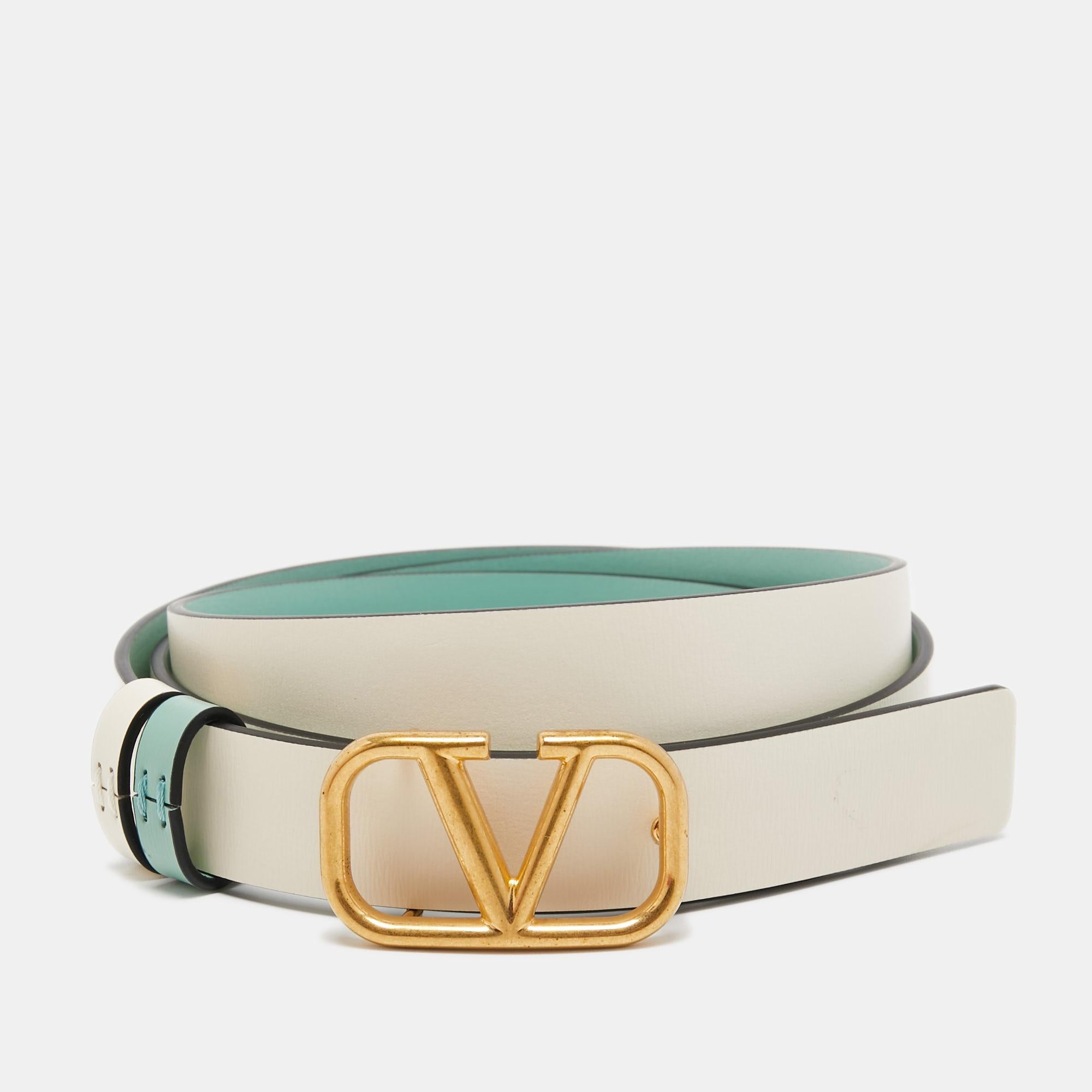 Belts are fine accessories to upgrade any basic look to a statement-making one. We particularly love this offering by Valentino. Formed using leather, the reversible belt has a VLogo buckle for an impeccable finish.

Includes: Original Box, Info