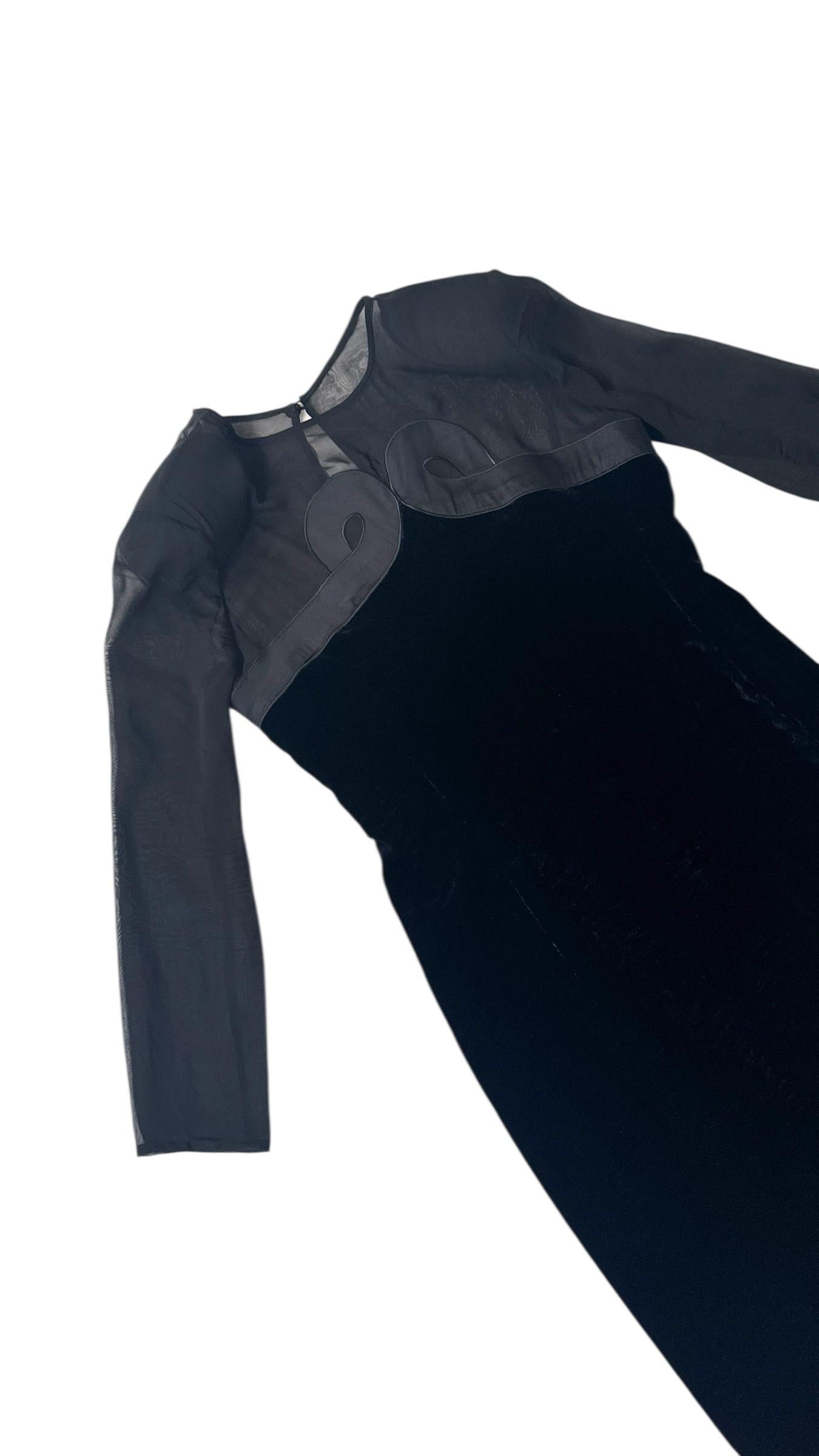 Donna Valentino Miss V Black Velvet and Sheer Silk Cocktail Dress in vendita