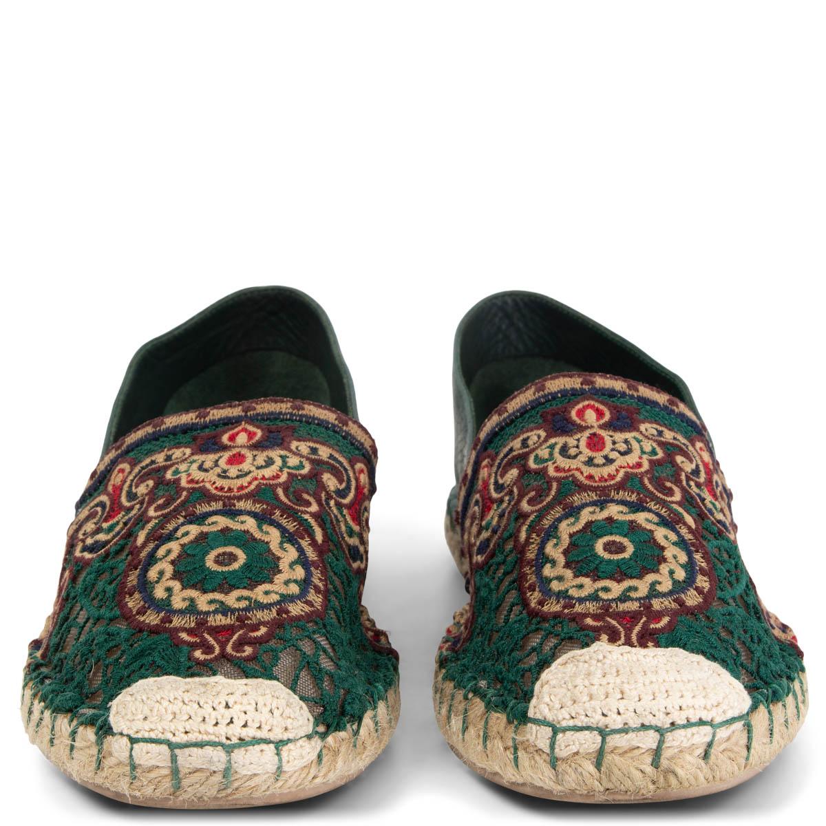100% authentic Valentino espadrilles in moss green leather and embroidered lace in brown, beige and red with knitted fabric. Have been worn and are in excellent condition. (Show lots of wear on soles). 

Measurements
Imprinted Size	37
Shoe