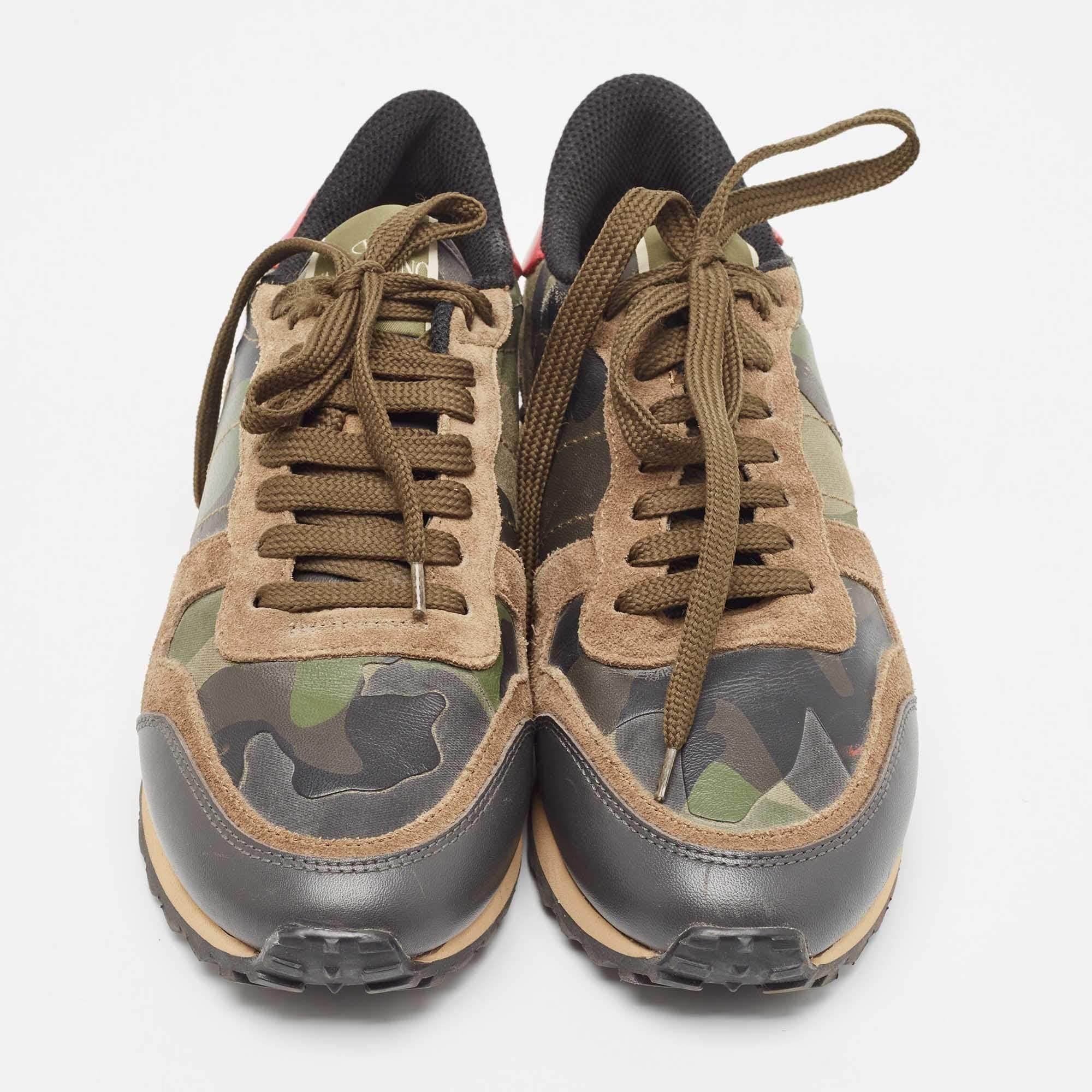 Women's Valentino Multicolor Camo Print Leather and Canvas Rockrunner Sneakers Size 37 For Sale