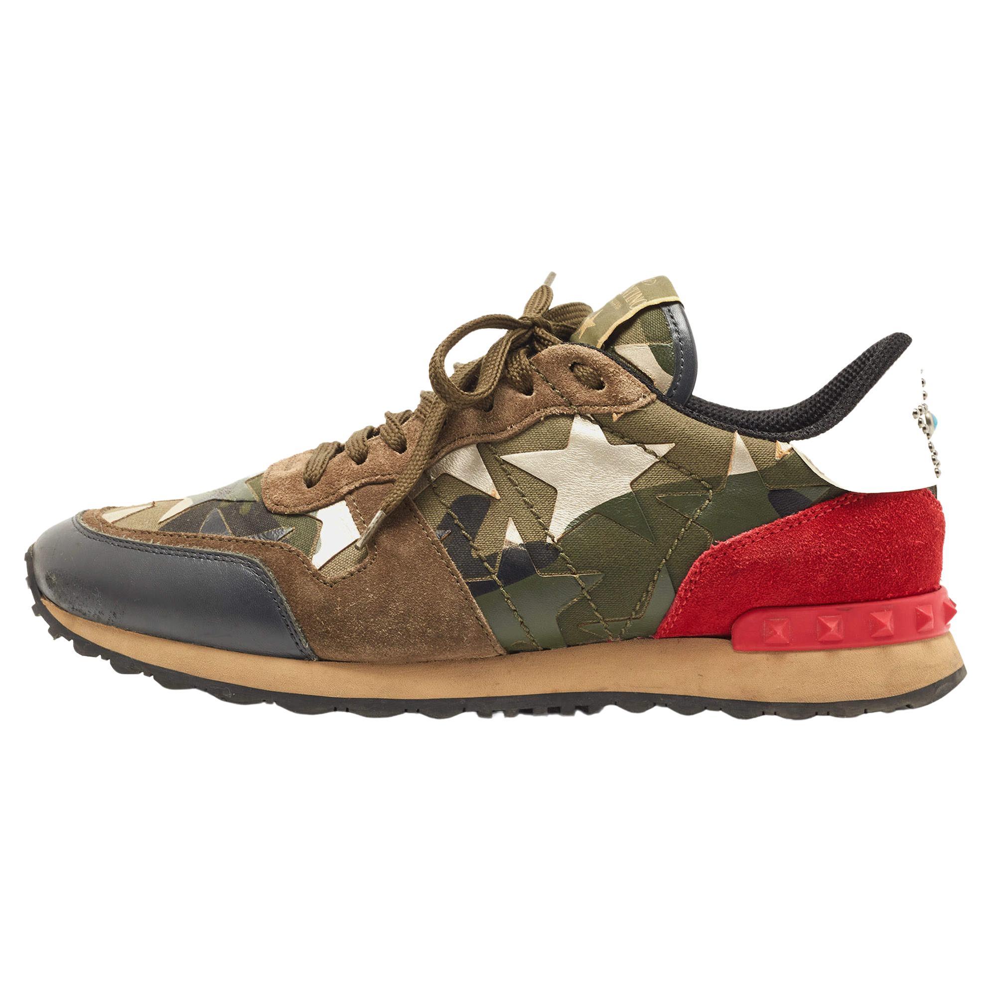 Valentino sales star trainers