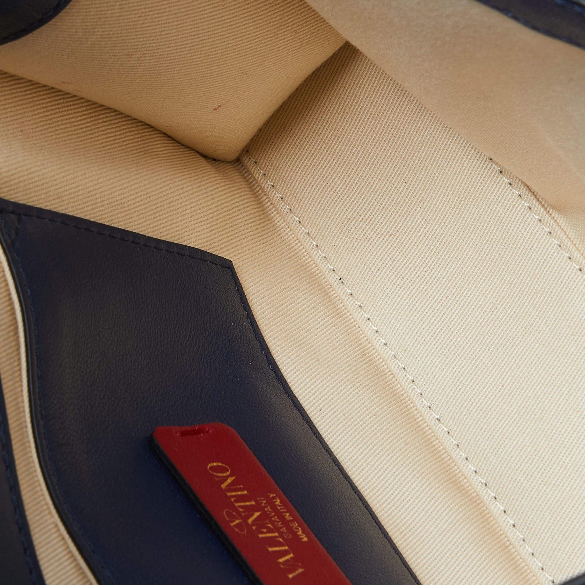 Valentino Multicolor Chevron Leather and Canvas Rockstud Crossbody Bag For Sale 4