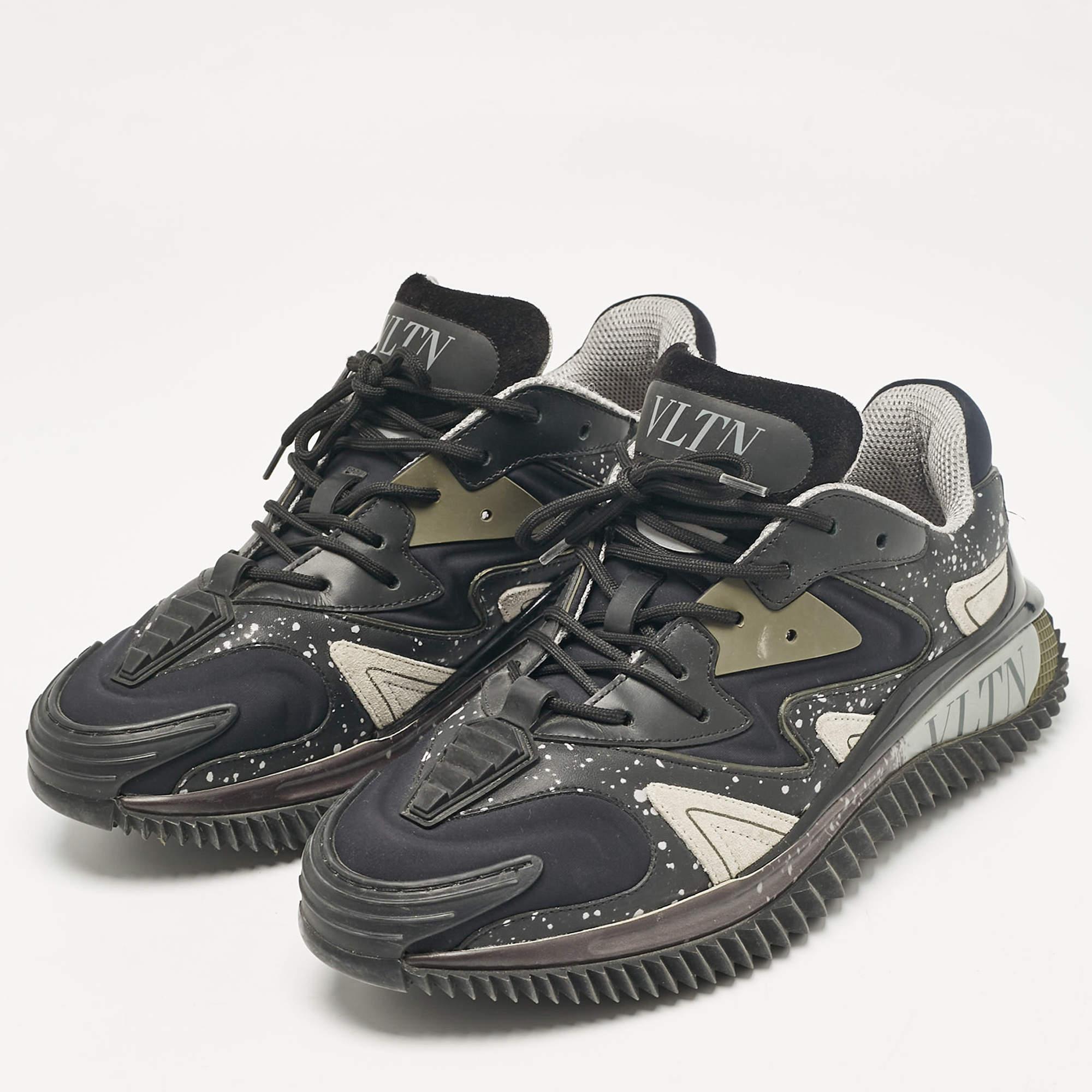 Crafted with skill these sneakers come in a luxe design complemented by signature detailing. You can count on them to elevate any outfit. Embrace the ultimate in sophistication and comfort with every step you take.