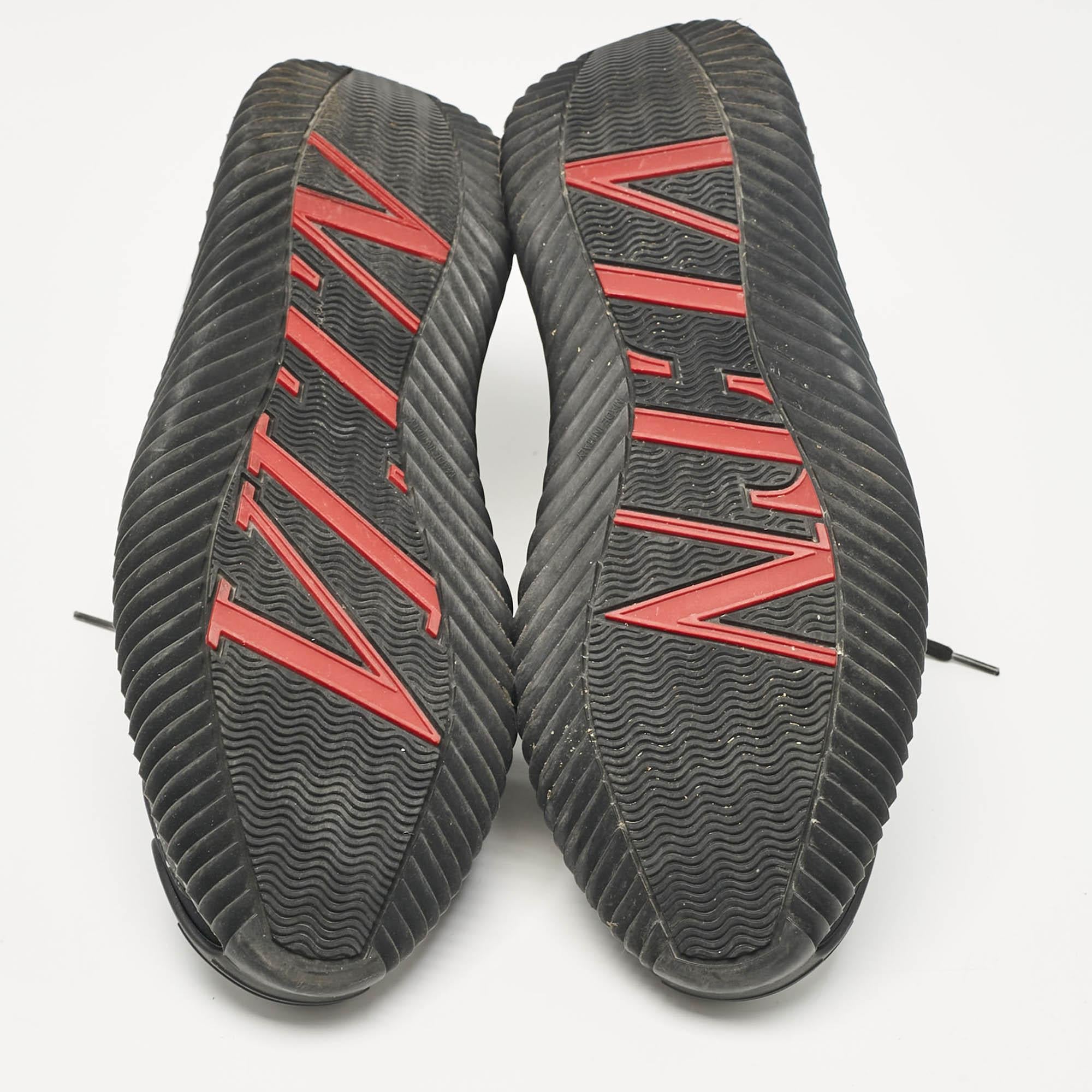 Valentino Multicolor Leather and Neoprene Wade Runner Lace Up Sneakers Size 39 For Sale 1