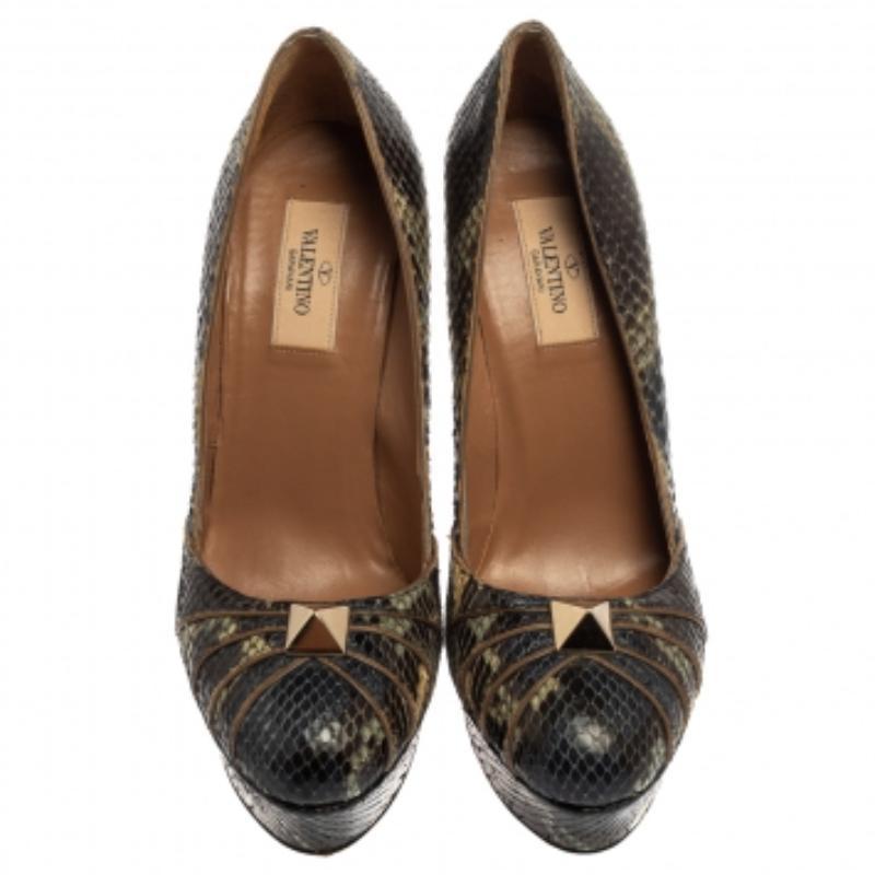 Valentino Multicolor Python Rockstud Round Toe Platform Pumps Size 38 For Sale 2