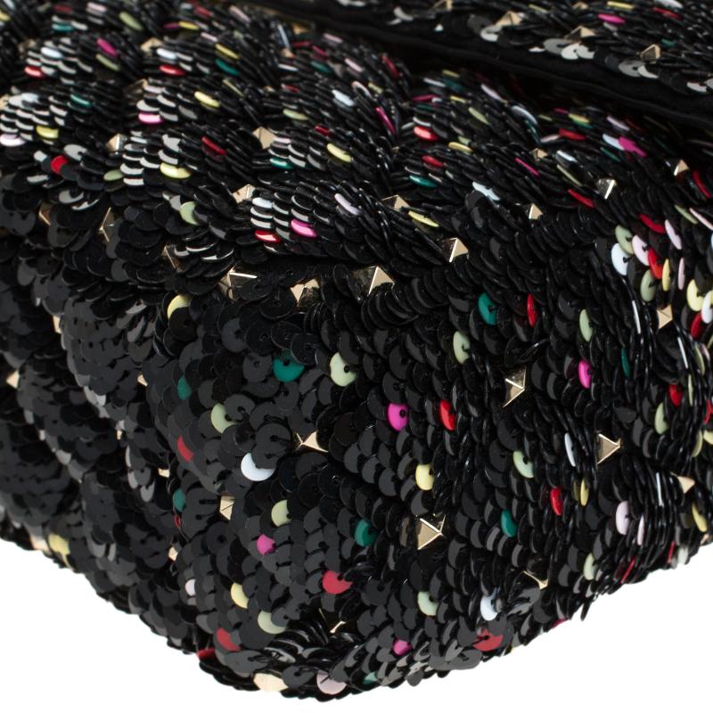 Valentino Multicolor Sequin Medium Rockstud Spike Chain Shoulder Bag In Good Condition In Dubai, Al Qouz 2