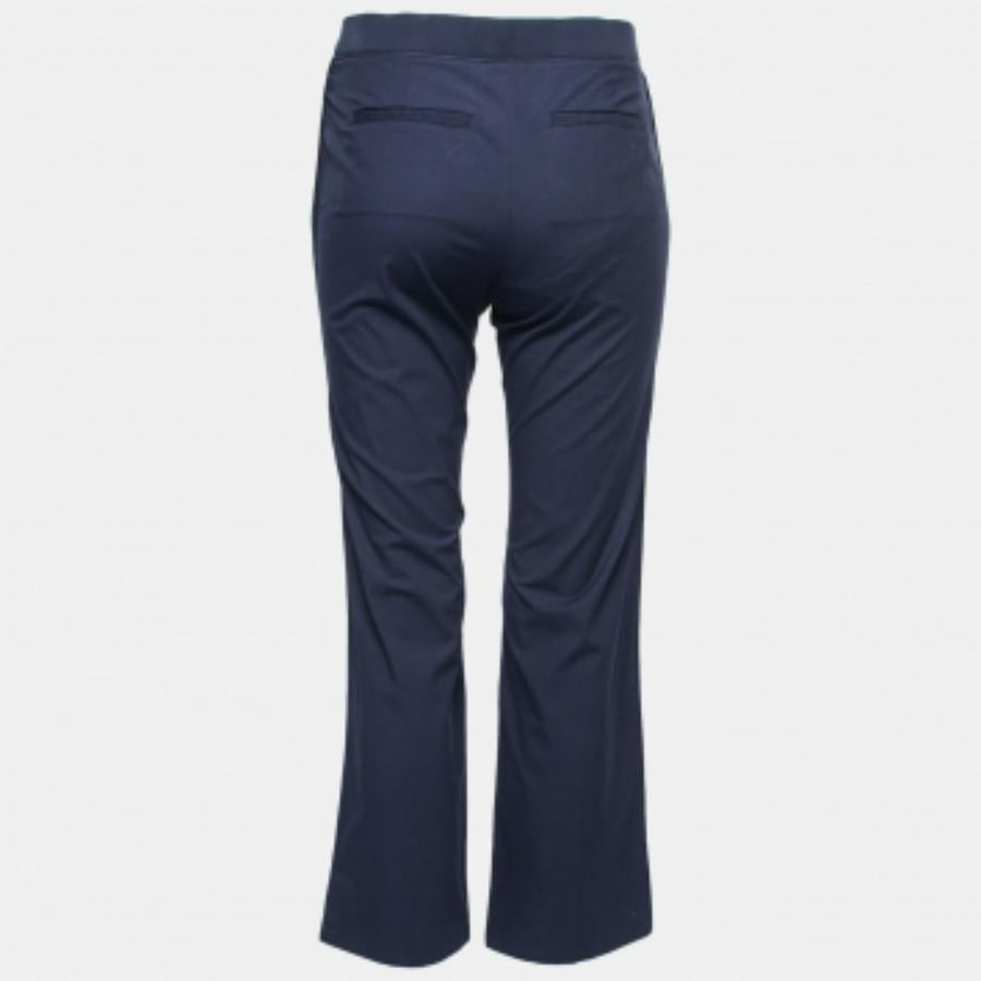 Wie stilvoll und edel diese Hose ist! Die Hose ist aus hochwertigen Stoffen gefertigt und hat eine tolle Passform. Ergänzen Sie sie mit einem schicken Crop-Top.