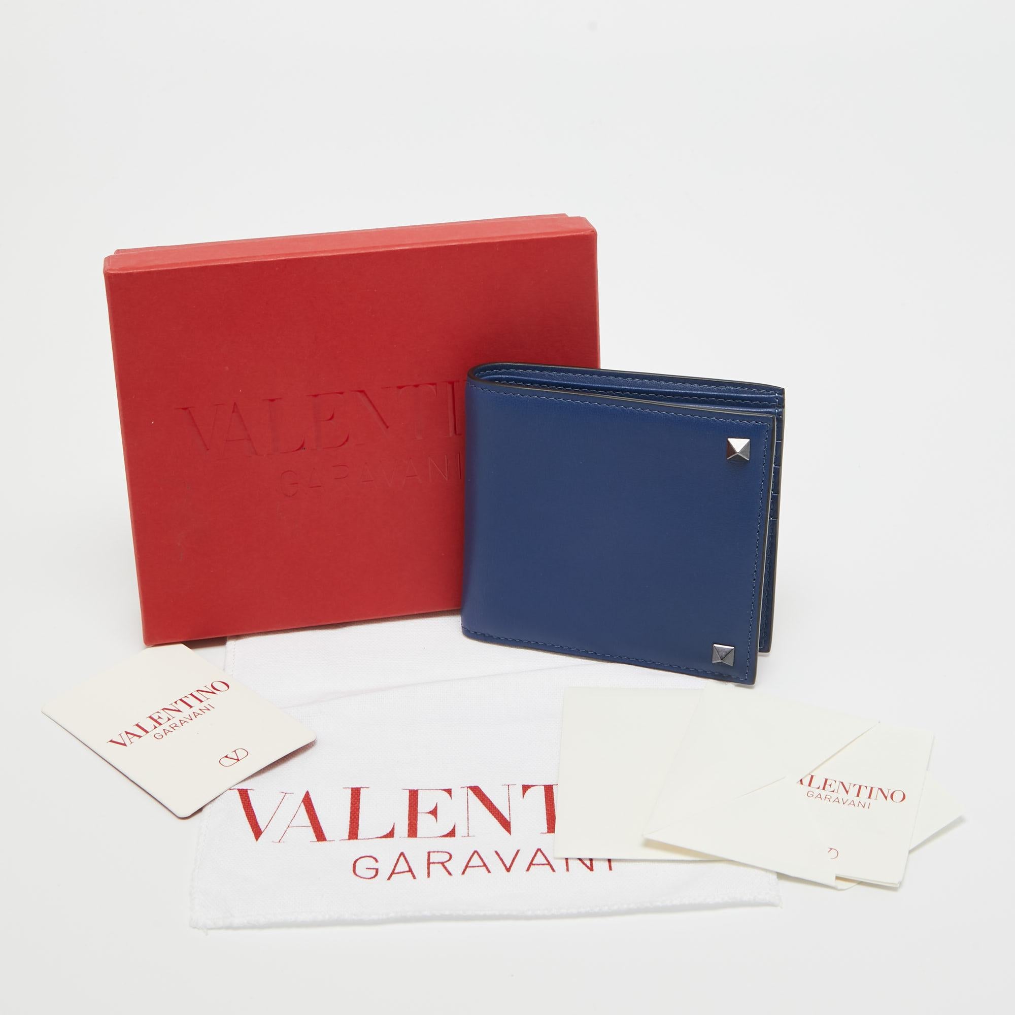 Valentino Navy Blue Leather Rockstud Bifold Wallet For Sale 6