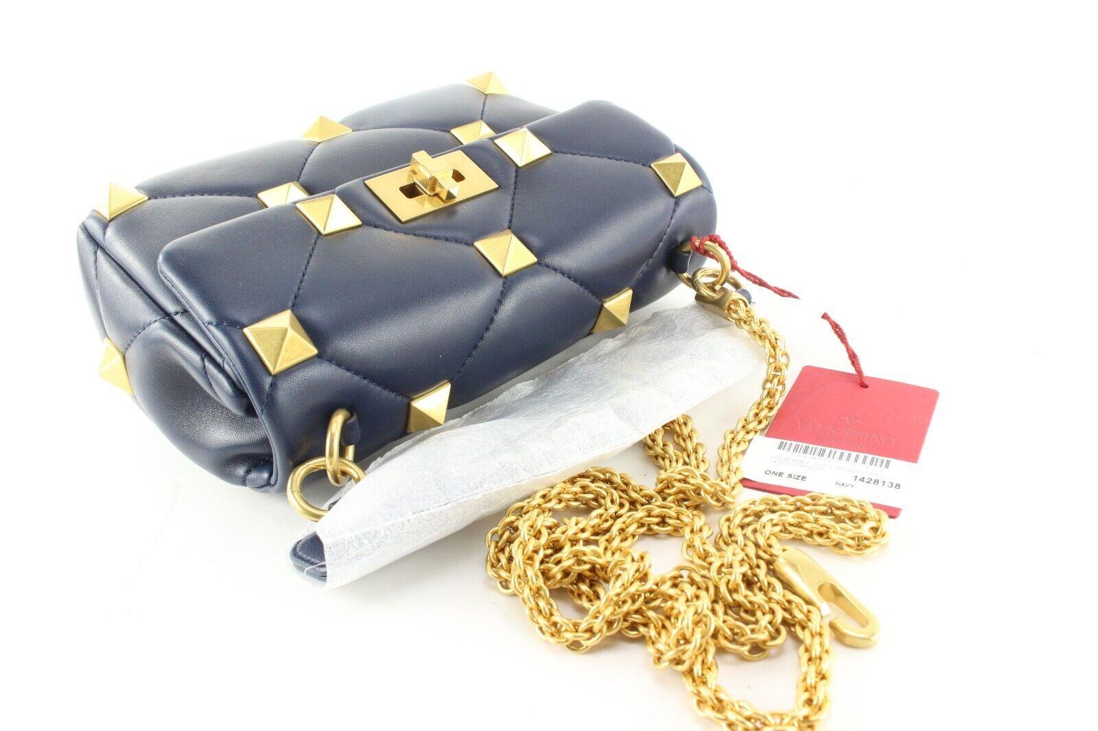 Valentino Navy Blue Quilted Roman Stud Crossbody GHW Chain 2VAL0407C In New Condition For Sale In Dix hills, NY