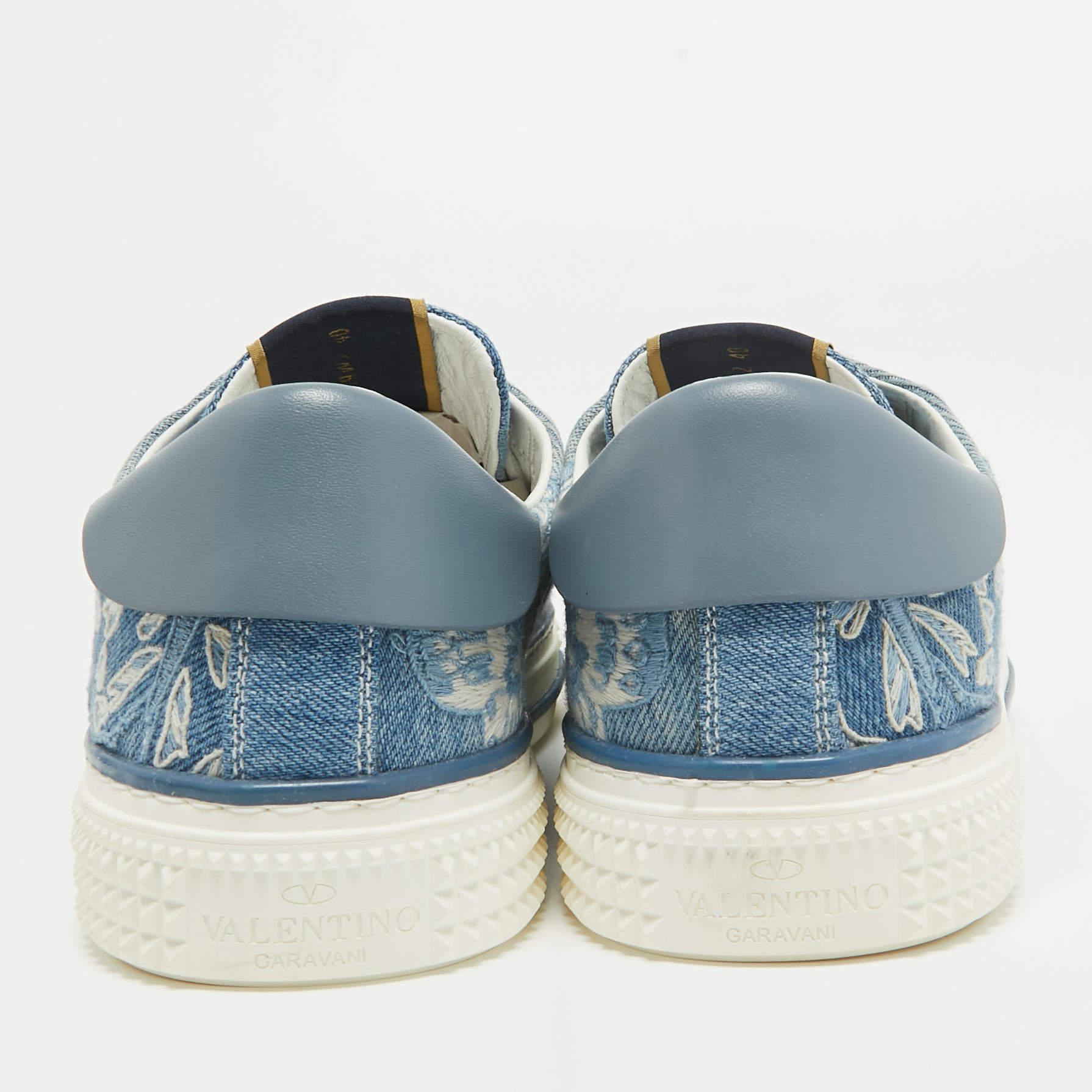 Valentino Navy Blue/White Denim and Leather Butterfly Low Top Sneakers Size 40 For Sale 2