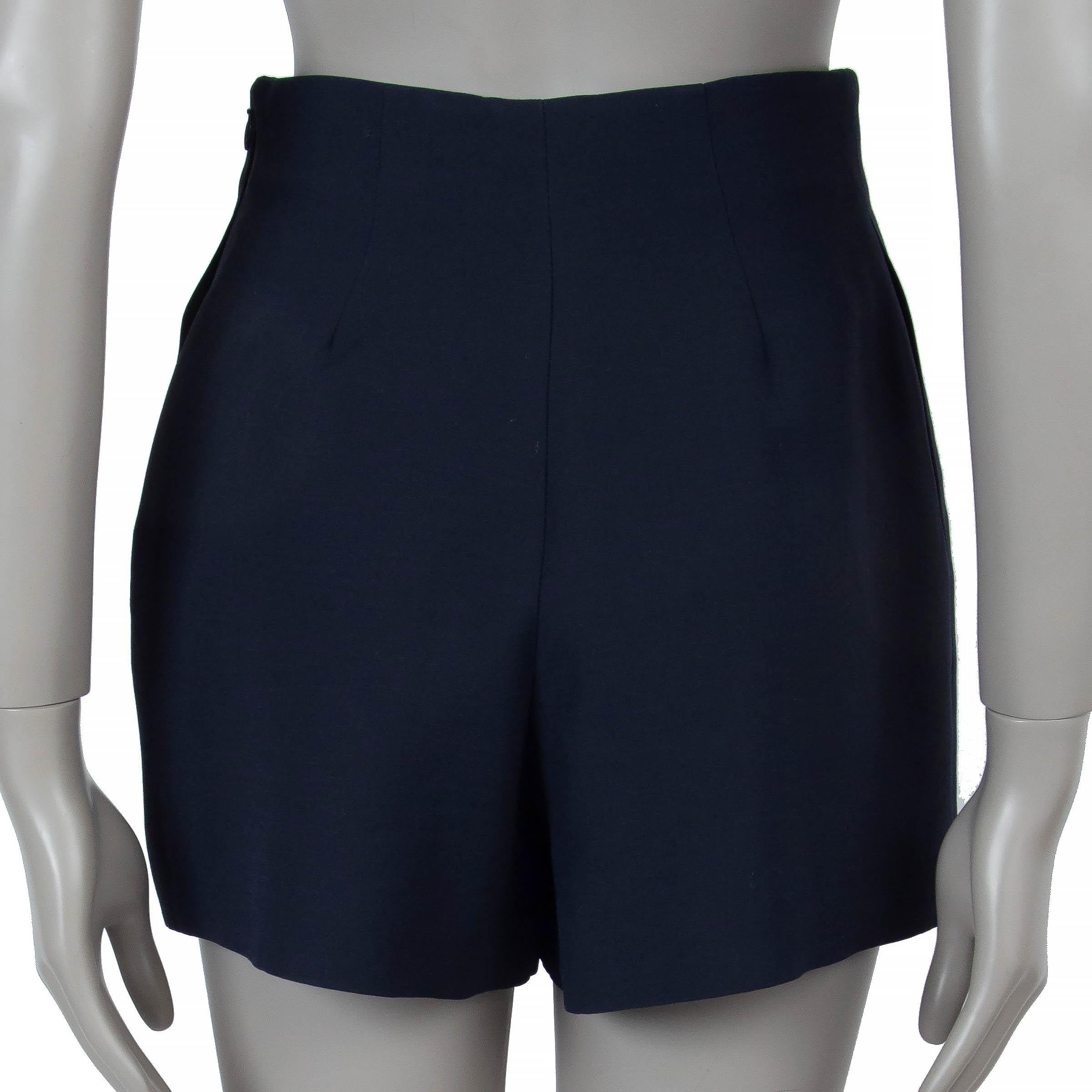 Black VALENTINO navy blue wool 2022 VLOGO CHAIN CREPE Shorts Pants S For Sale