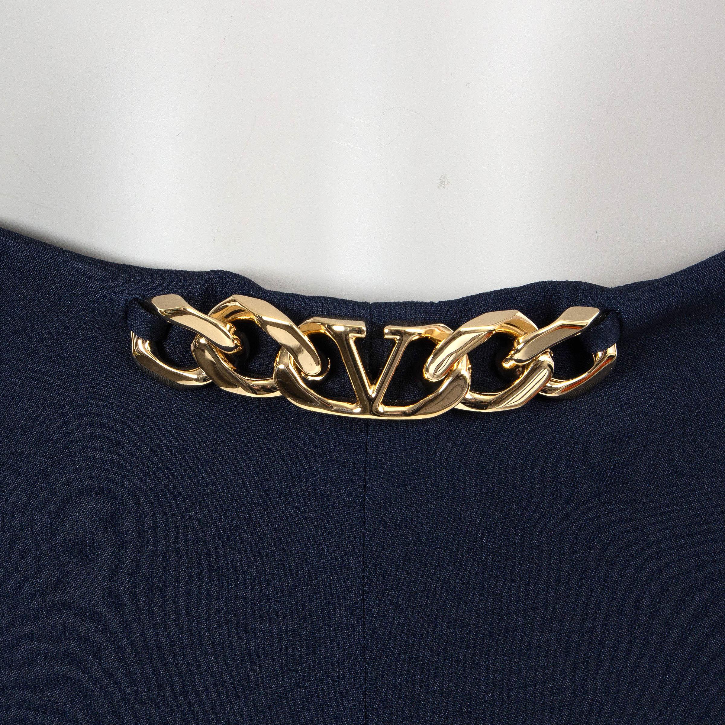 VALENTINO navy blue wool 2022 VLOGO CHAIN CREPE Shorts Pants S For Sale 1