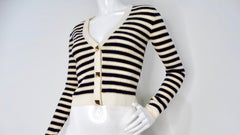 Valentino Cardigan court rayé à boutons à clous en lurex bleu marine, crème et or