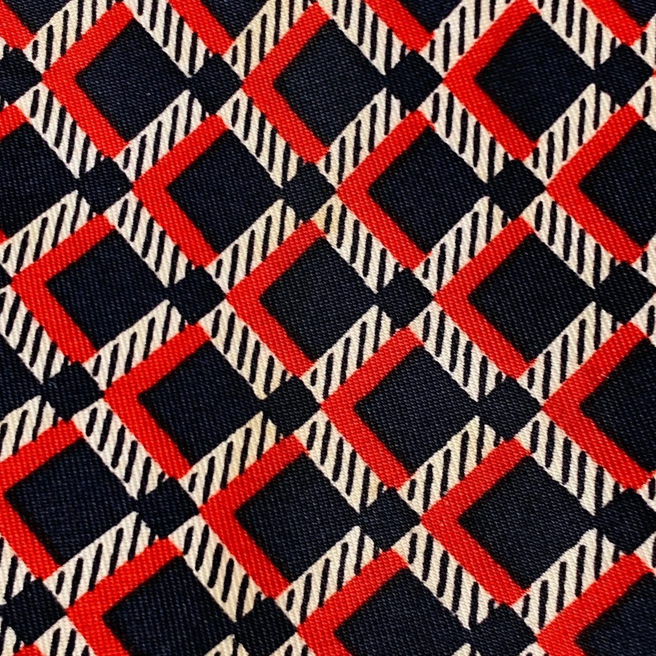 VALENTINO Navy Red Checkered Silk Tie In Excellent Condition For Sale In San Francisco, CA