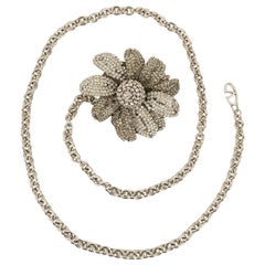 Collar Valentino de metal plateado