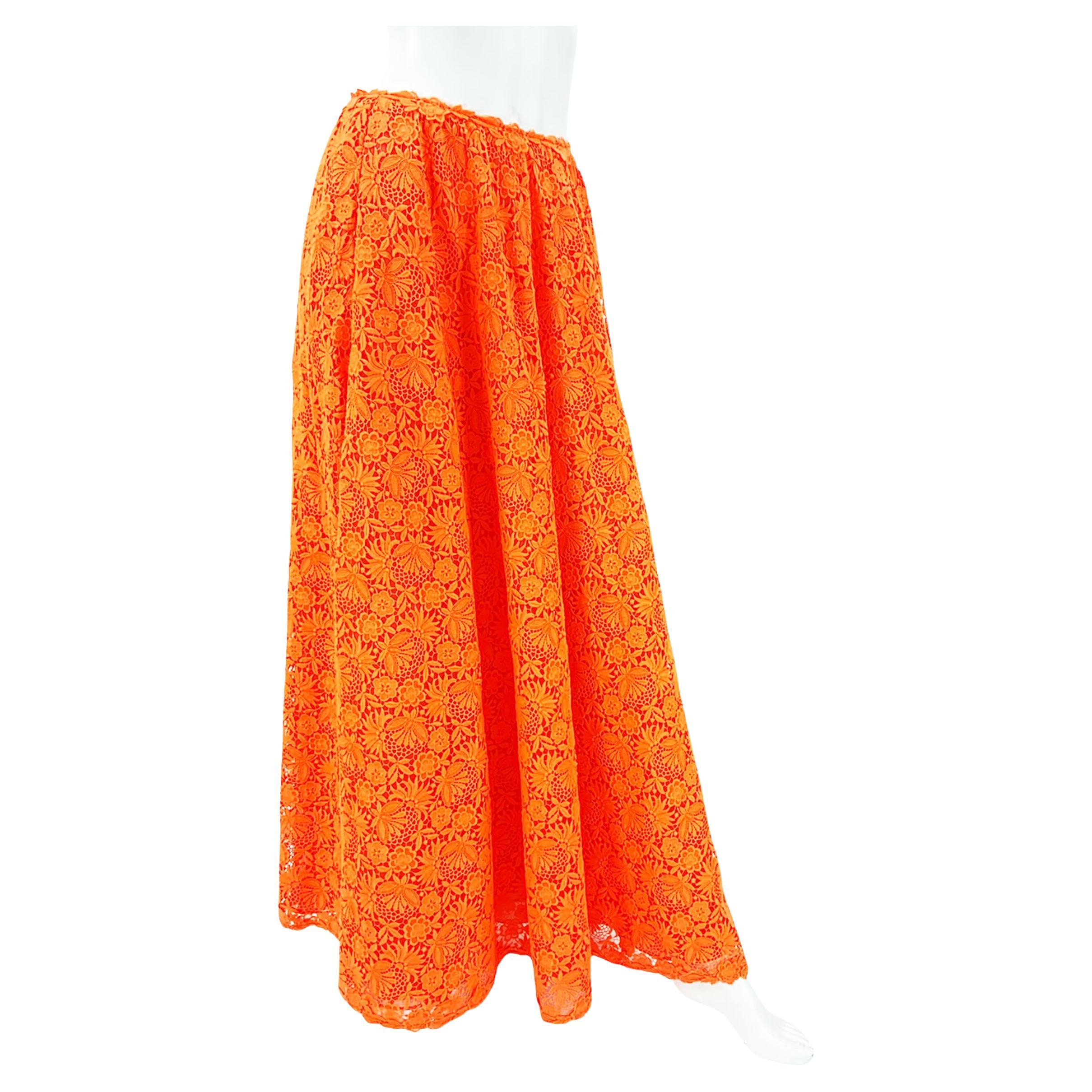 Valentino Neon Orange Lace Maxi Skirt Italian size 40 en vente