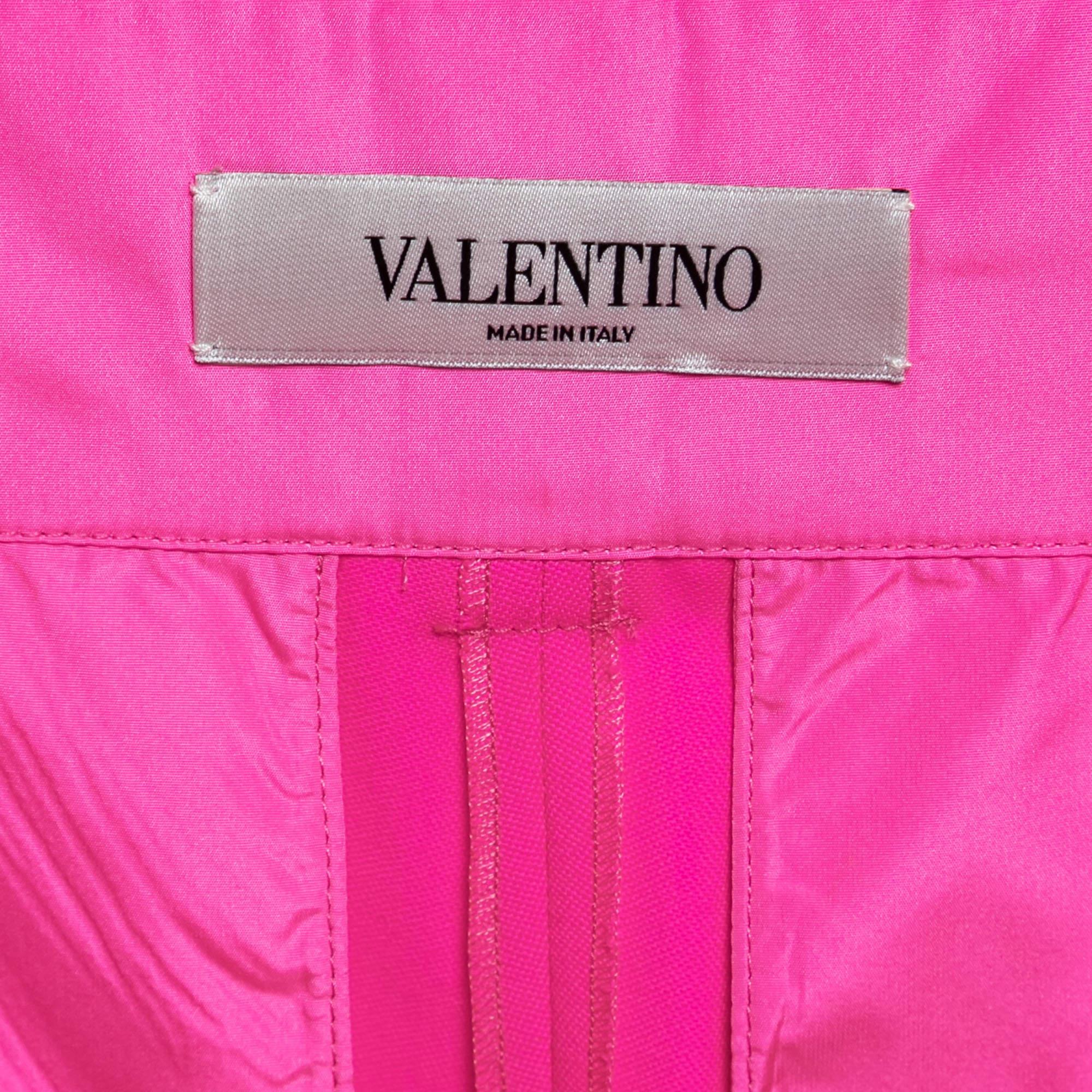 Valentino Neon Pink Wool Pleated Knee-Length Shorts S For Sale 2