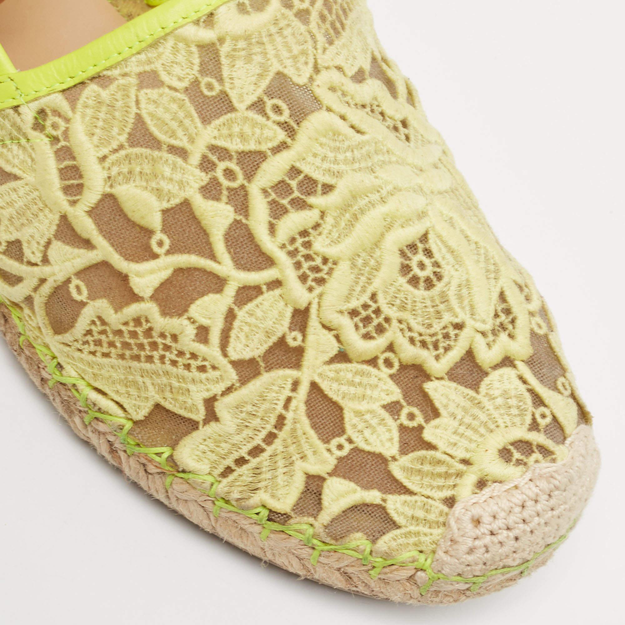 Valentino - Espadrilles en cuir et dentelle jaune fluo - Taille 39 2