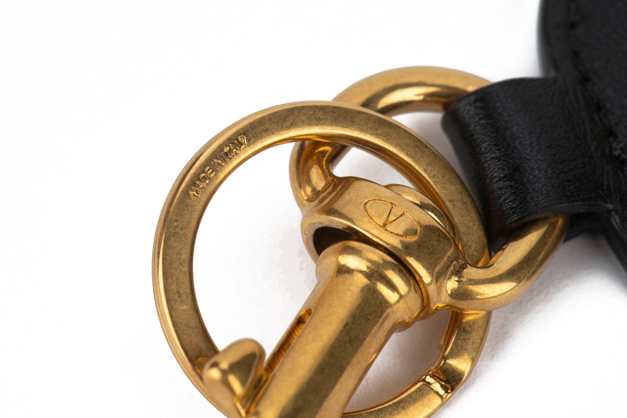 Brown Valentino New Black/Gold Logo Keychain For Sale