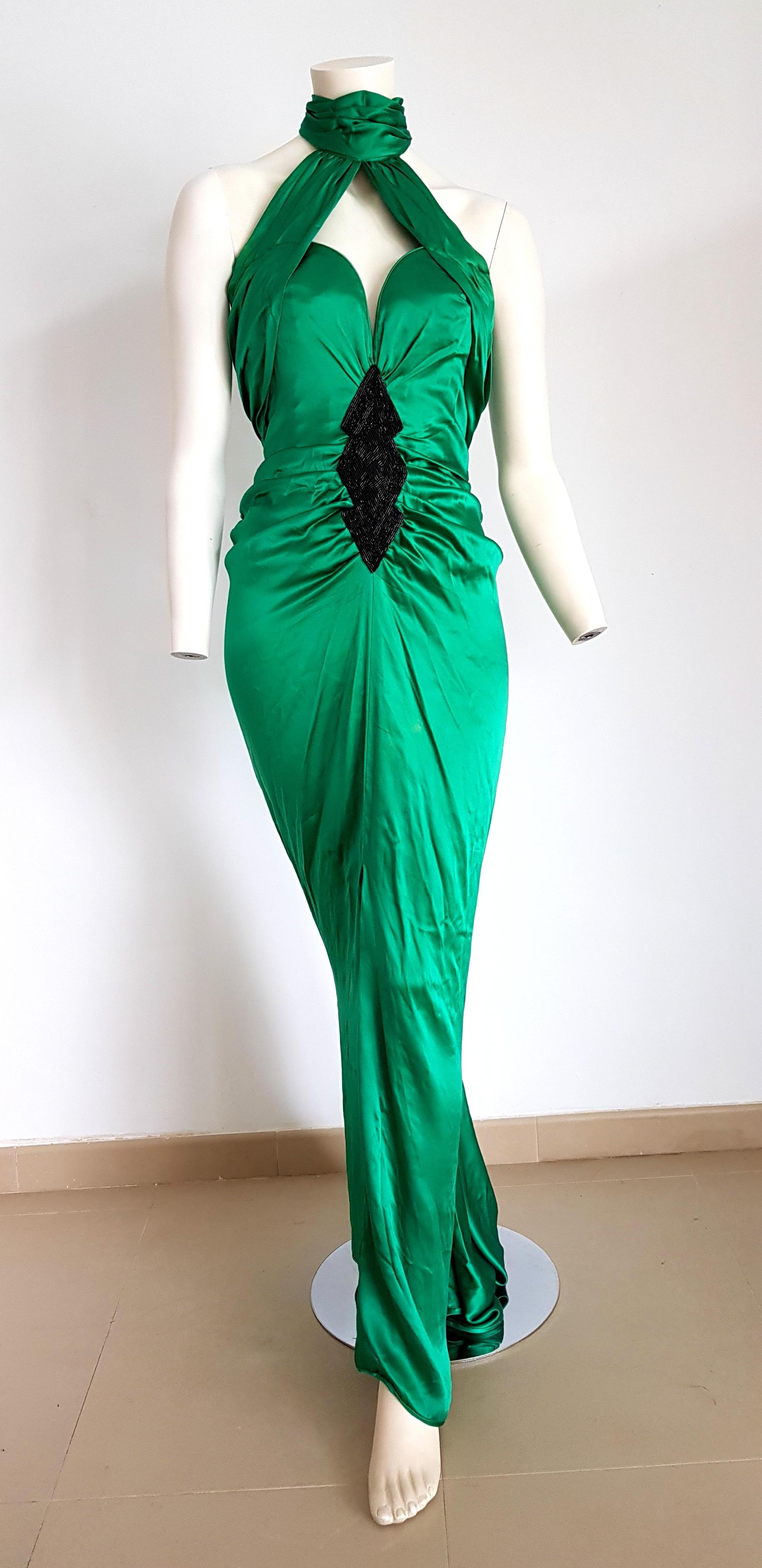 VALENTINO Haute Couture Green, Black Swarovski Beading Design on Waist, Silk Gown Evening Dress - Unworn, New.

SIZE: equivalent to about Small / Medium, please review approx measurements as follows in cm: lenght 152, chest underarm to underarm 50,