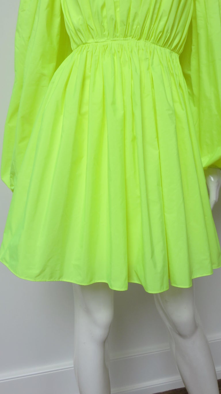 Valentino Puff-Sleeve Shoulder Dress, Green, Women's, 2