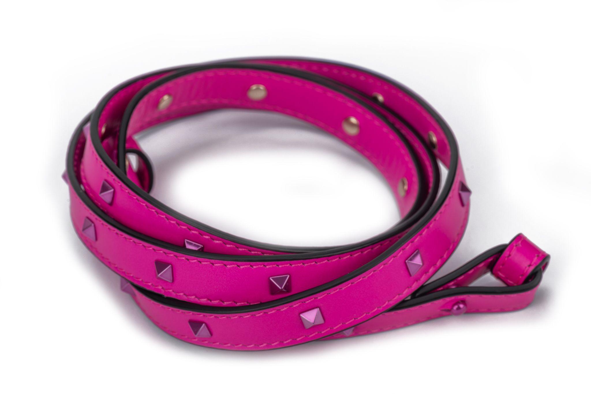 Valentino New Pink Rockstud Shoulder Bag For Sale 2