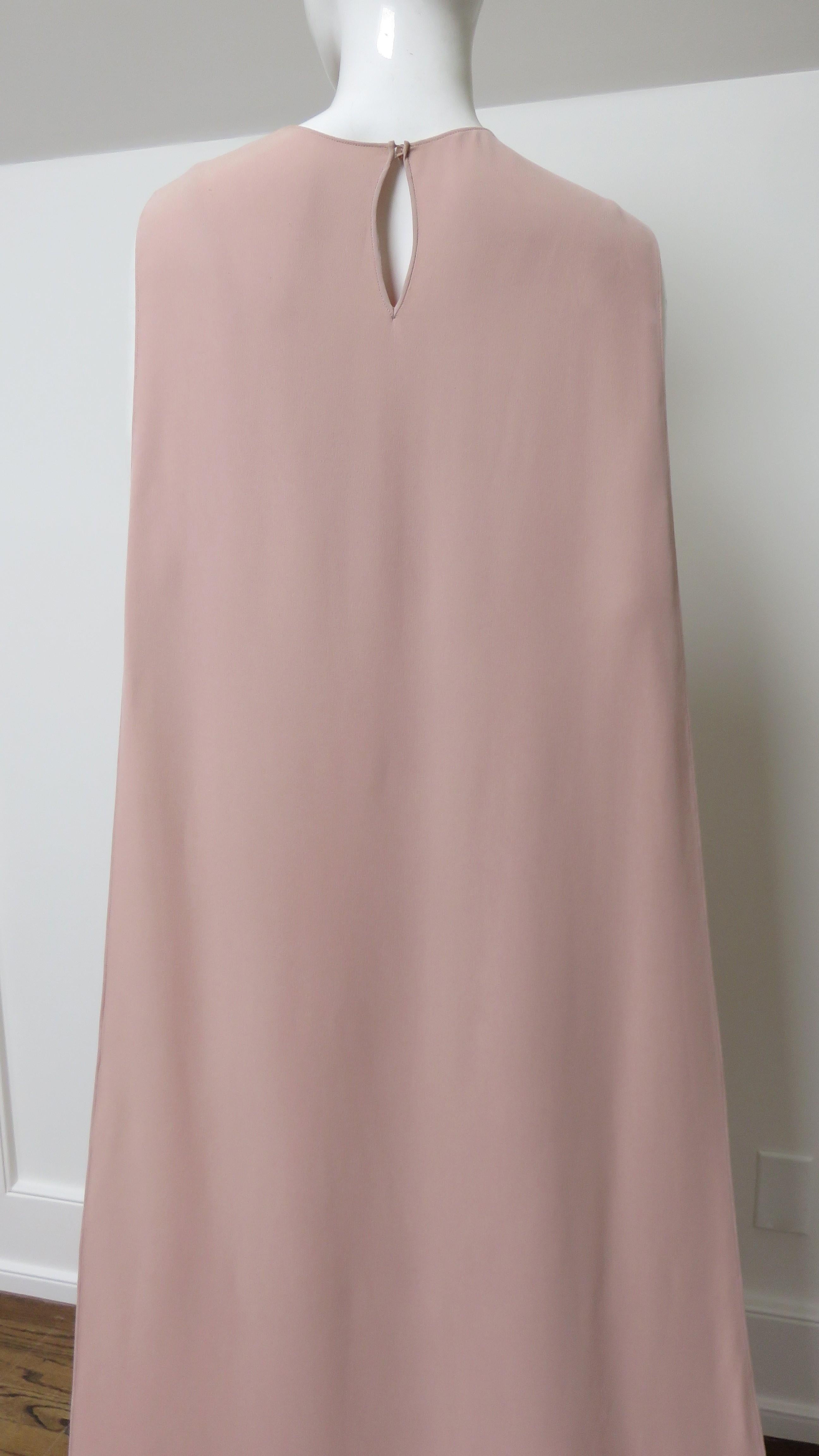 Valentino New Silk Cape Gown en vente 7