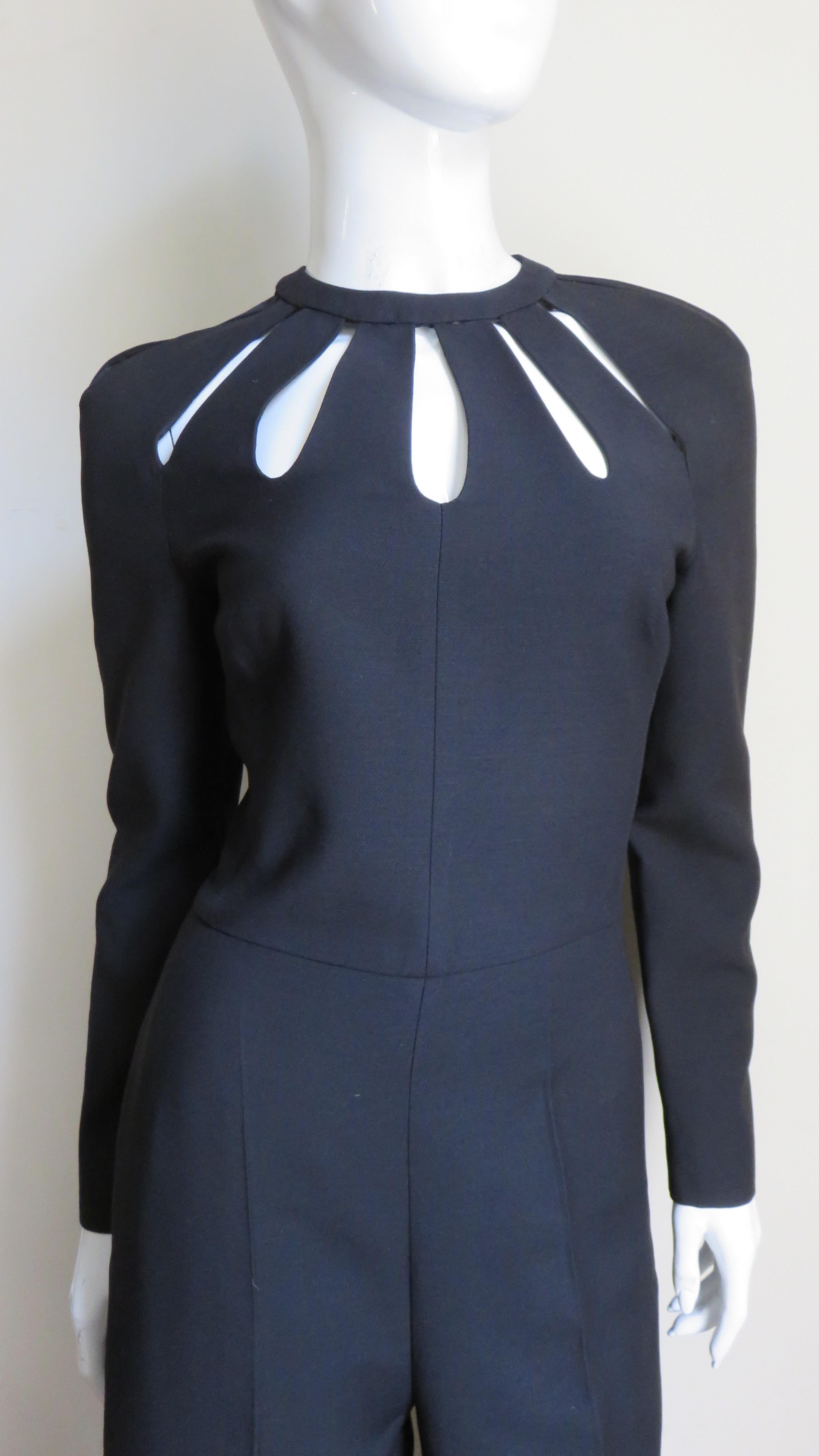 Valentino New Seidenausschnitt Jumpsuit (Schwarz) im Angebot