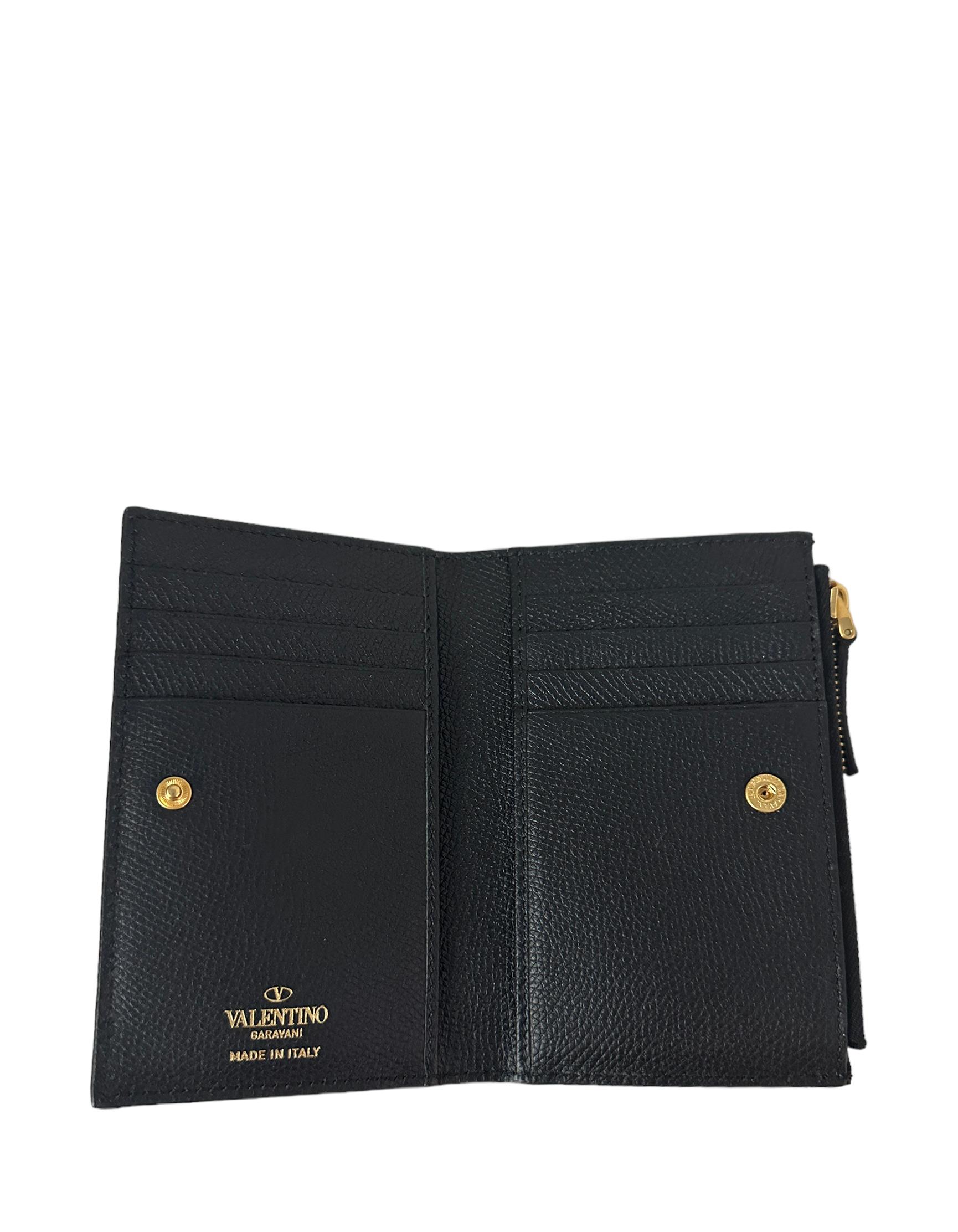 Valentino NEW Vlogo Black Signature Grainy Calfskin Cardholder Wallet For Sale 3