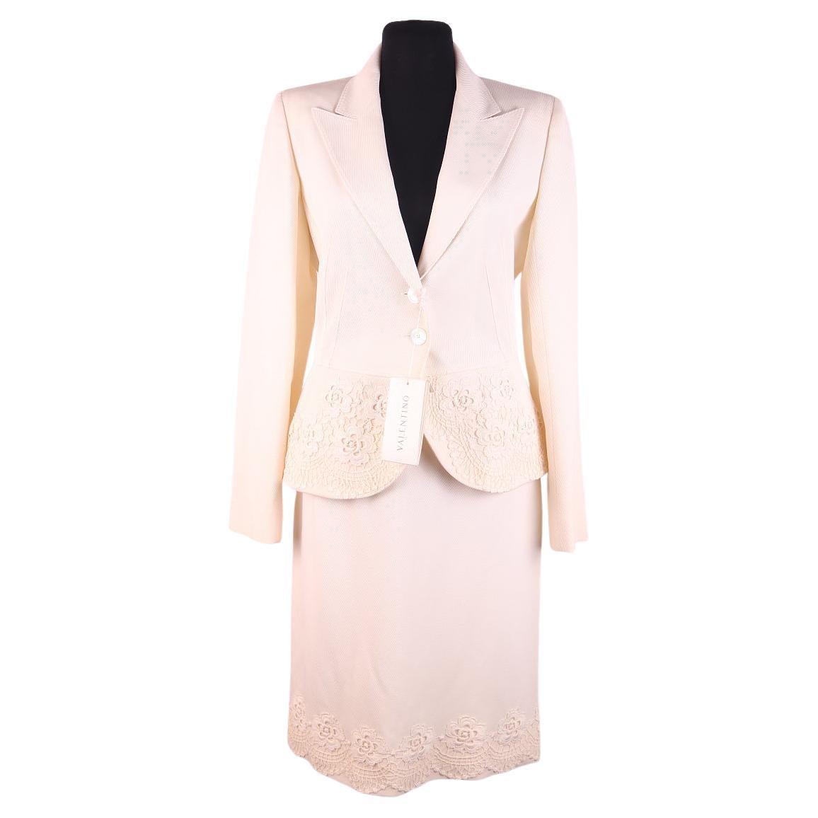 Valentino tailleur jupe en laine nouvelle en vente