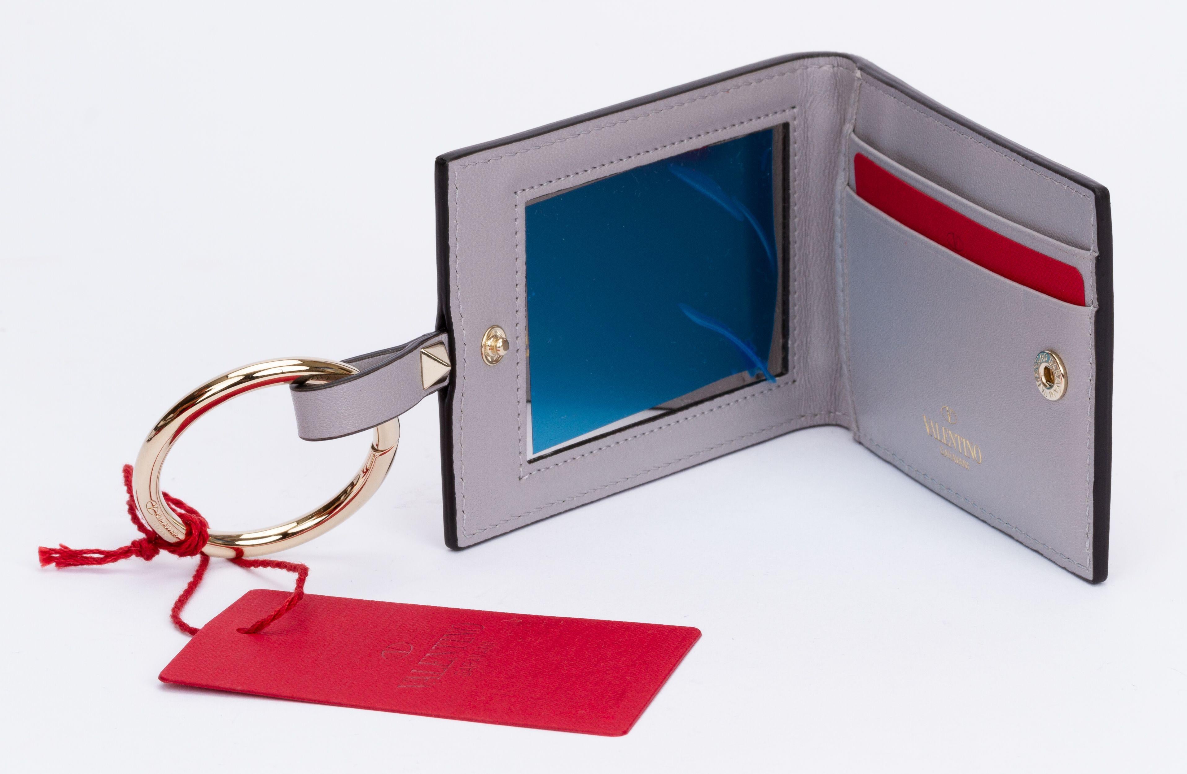 Gris Porte-clés miroir Valentino NIB en vente