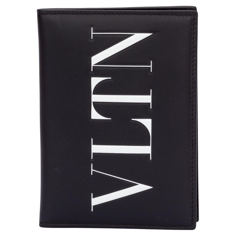 Valentino Black x Green Small Printed VLTN Crossbody Bag 112v34 For Sale at  1stDibs