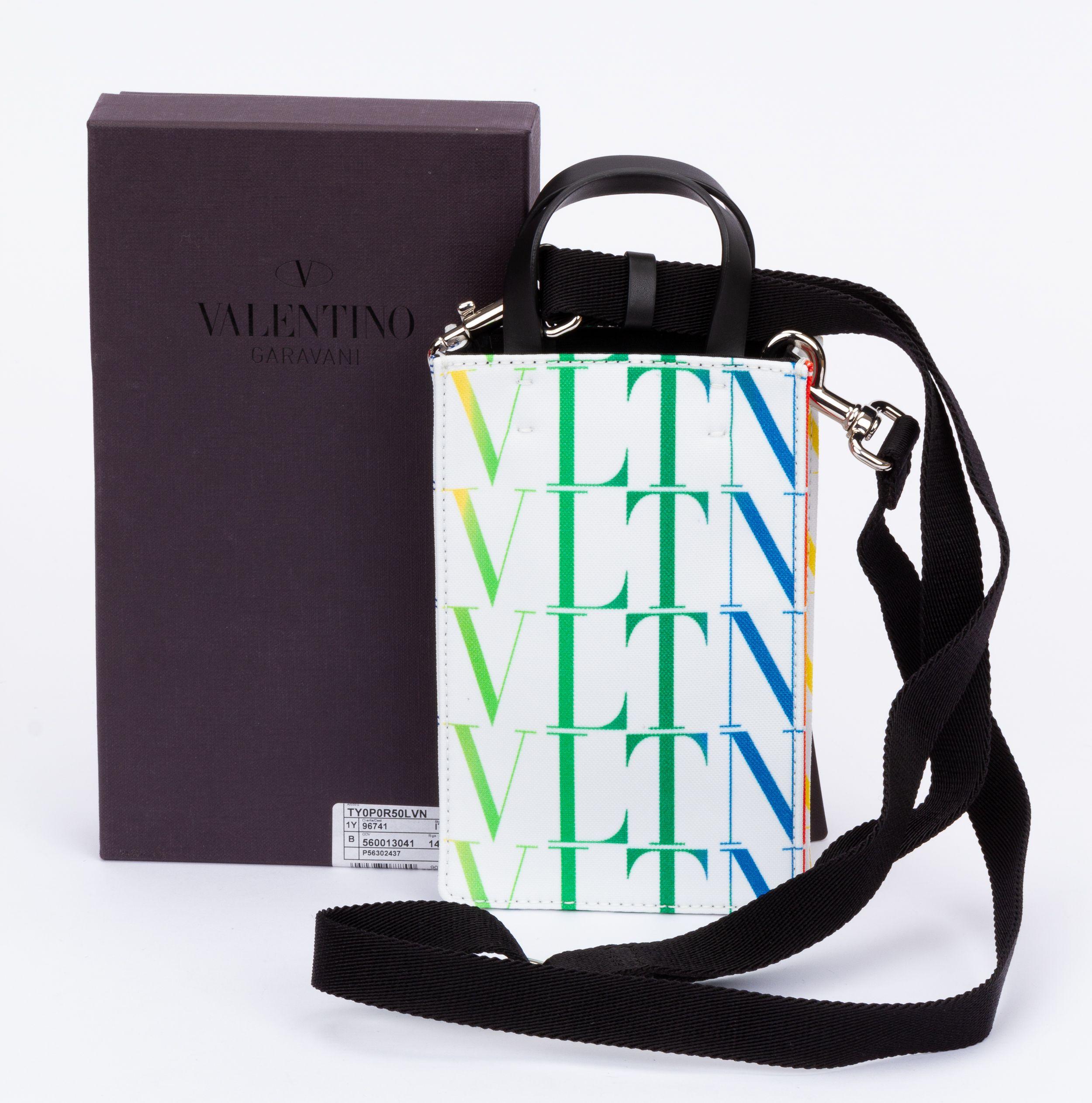 Women's Valentino NIB White Small Crossbody Bag For Sale