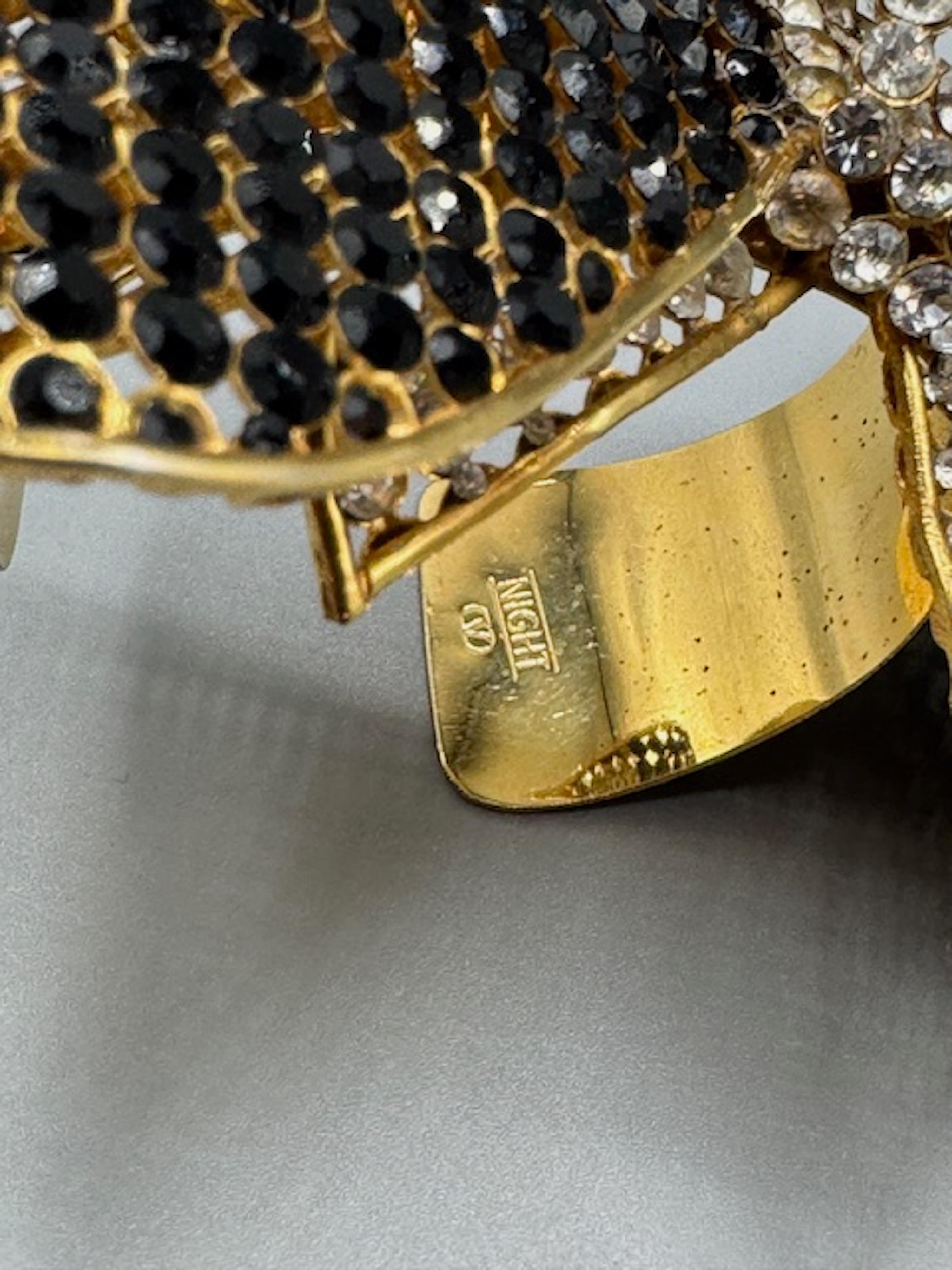 Valentino Night 1980s Bracciale grande con fiocco in oro, nero e strass trasparenti 14