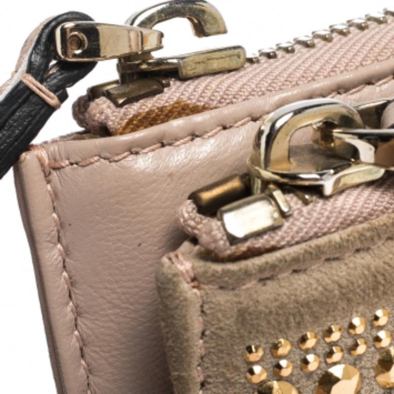 Valentino Nude Beige/Gold Leather and Suede Studded Wristlet Pouch en venta 4