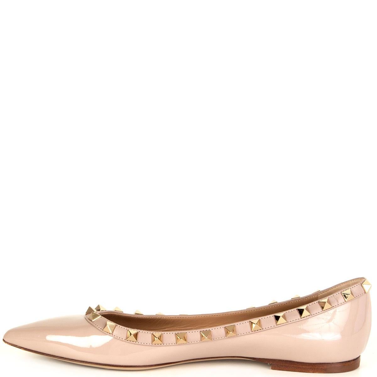 VALENTINO Nude Lackleder Rockstud Pointed Toe Flats Schuhe 38.5 (Beige)