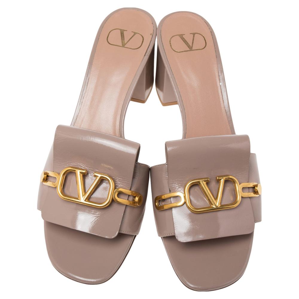 Valentino nude slides hotsell