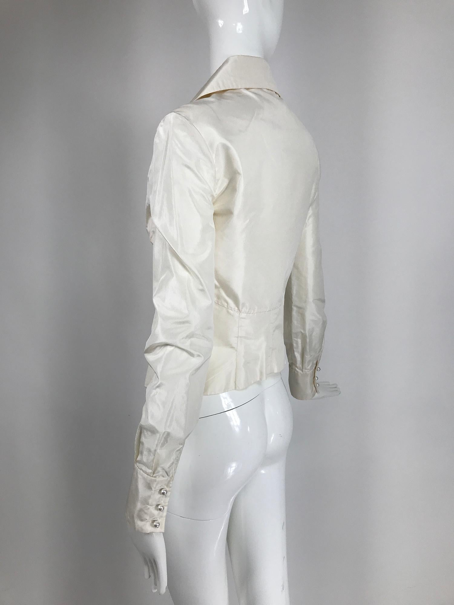 Valentino Off White Silk Fitted Blouse  In Excellent Condition In West Palm Beach, FL