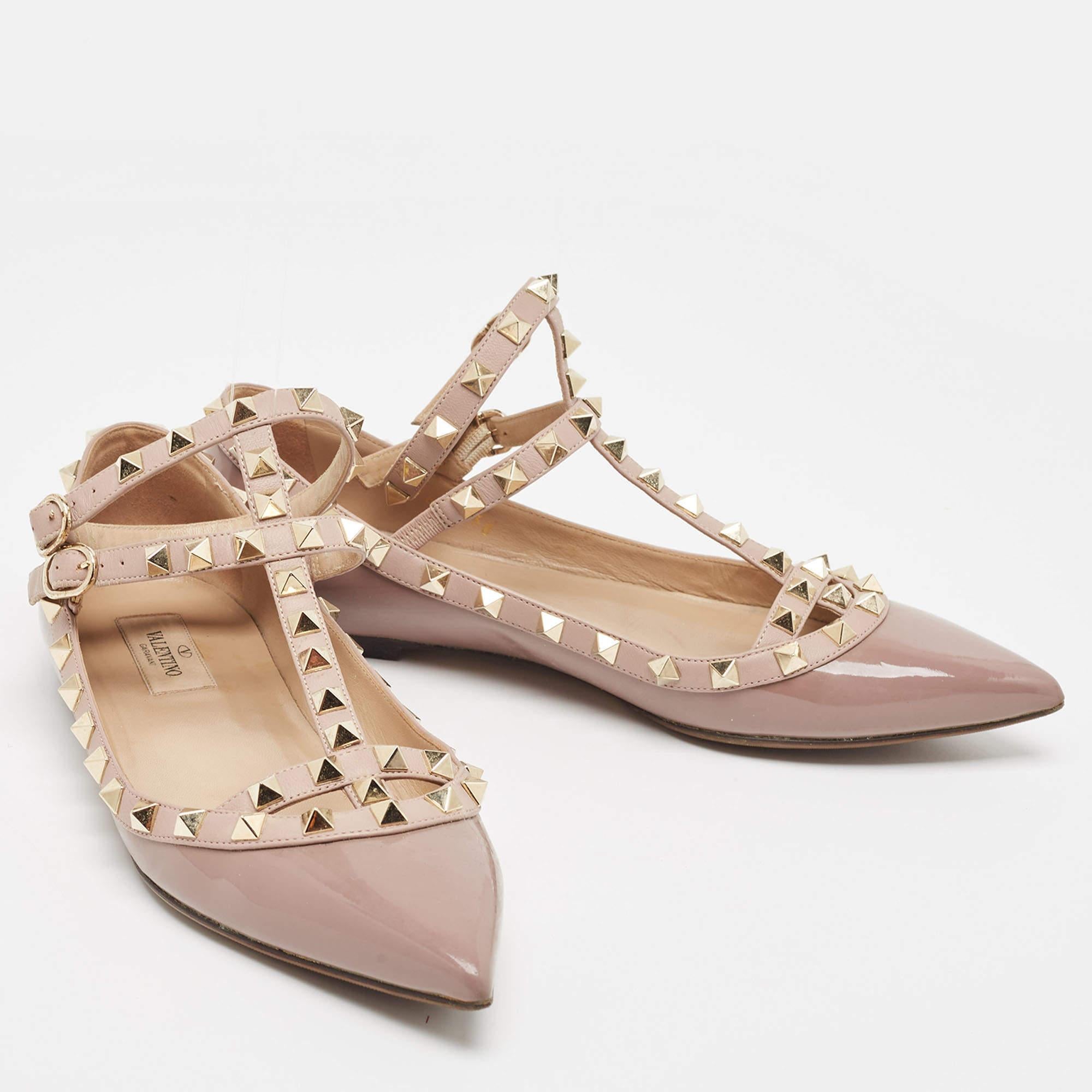 Women's Valentino Old Rose Patent and Leather Rockstud Ballet Flats Size 38 For Sale
