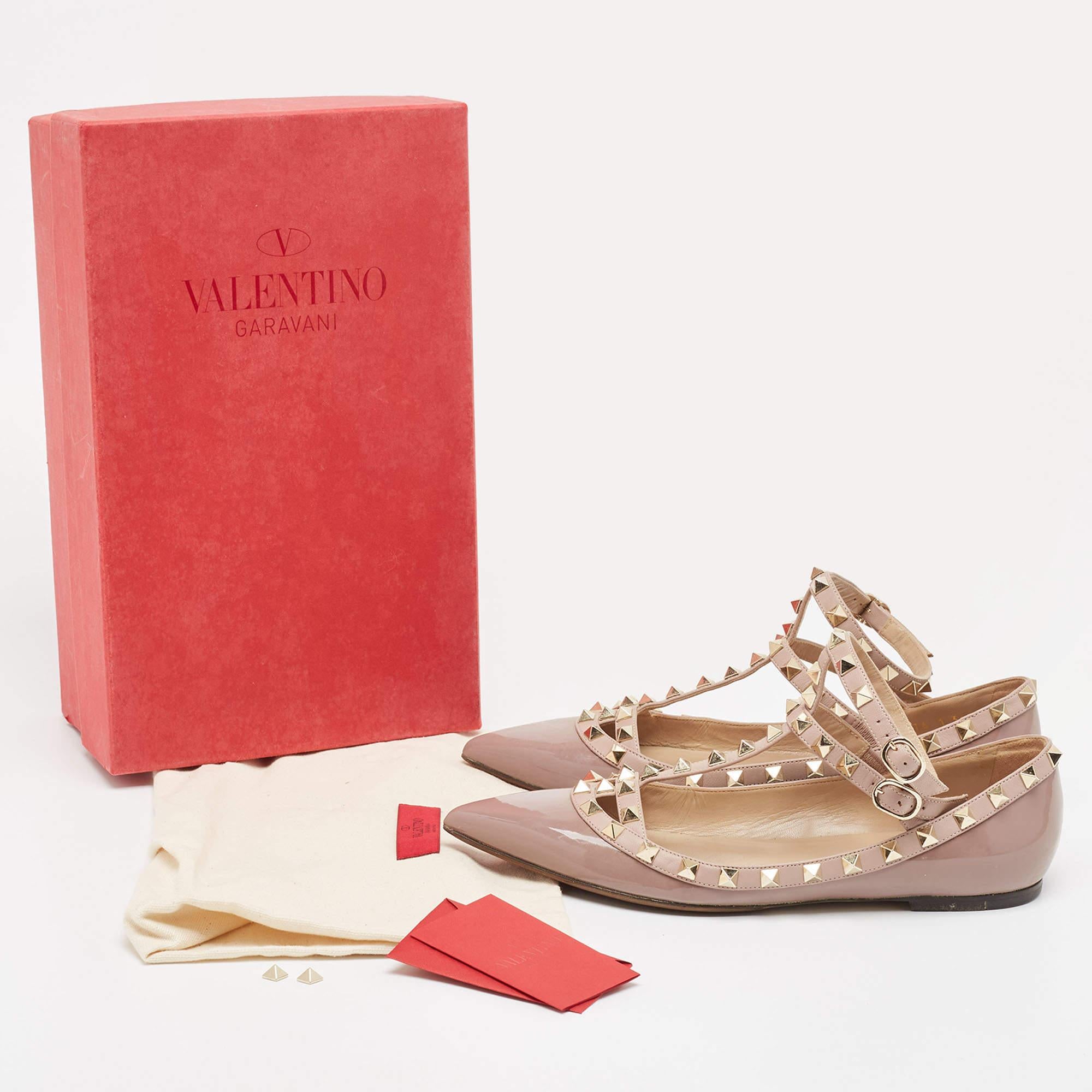 Valentino Old Rose Patent and Leather Rockstud Ballet Flats Size 38 For Sale 2